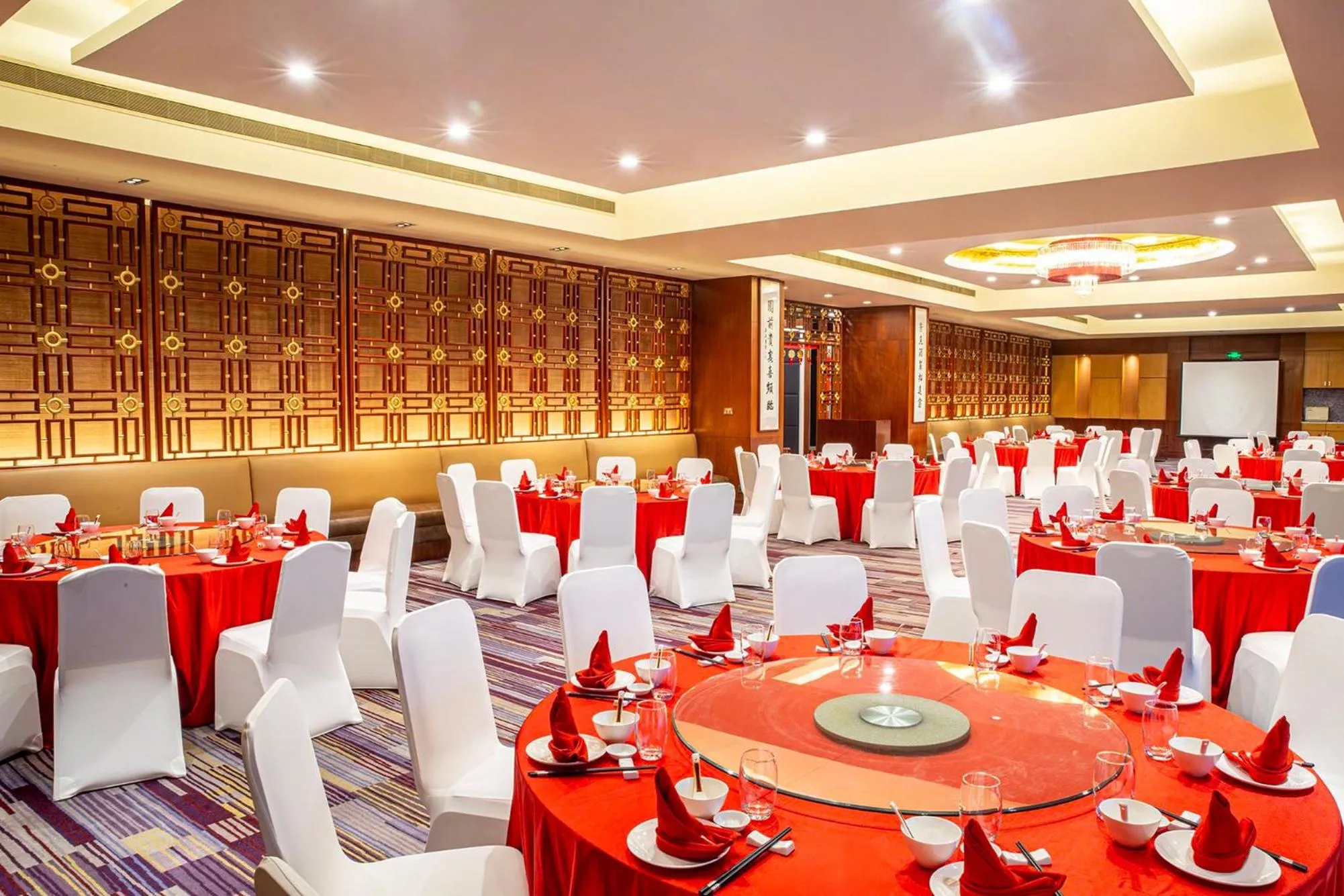 Restaurant/places to eat in Crowne Plaza Wuxi City Center
