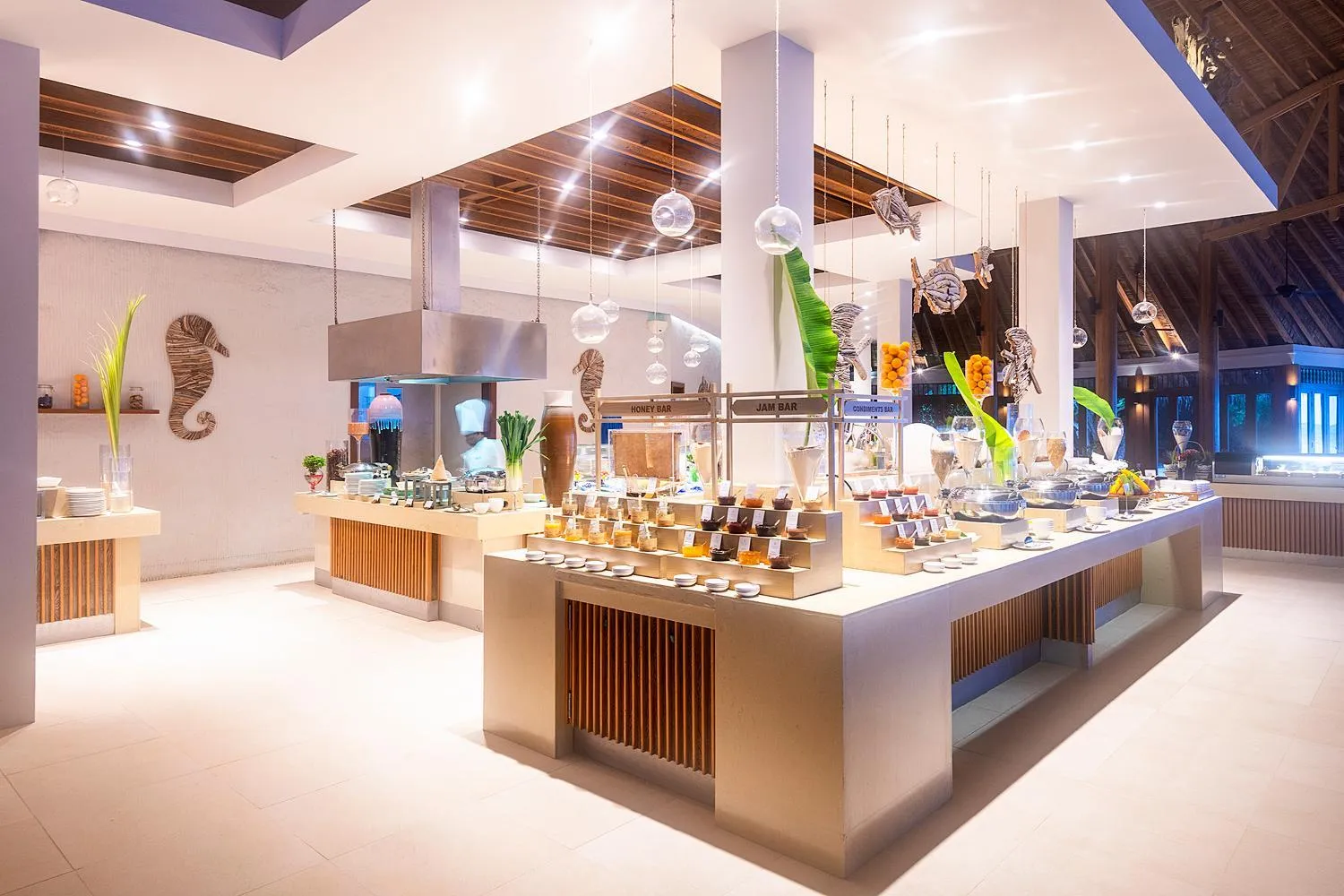 Dinner in Hideaway Beach Resort & Spa - FREE SHARED CHARTER FLIGHT for two on stays of 7 or more nights from September 2025 until 23rd December 2026