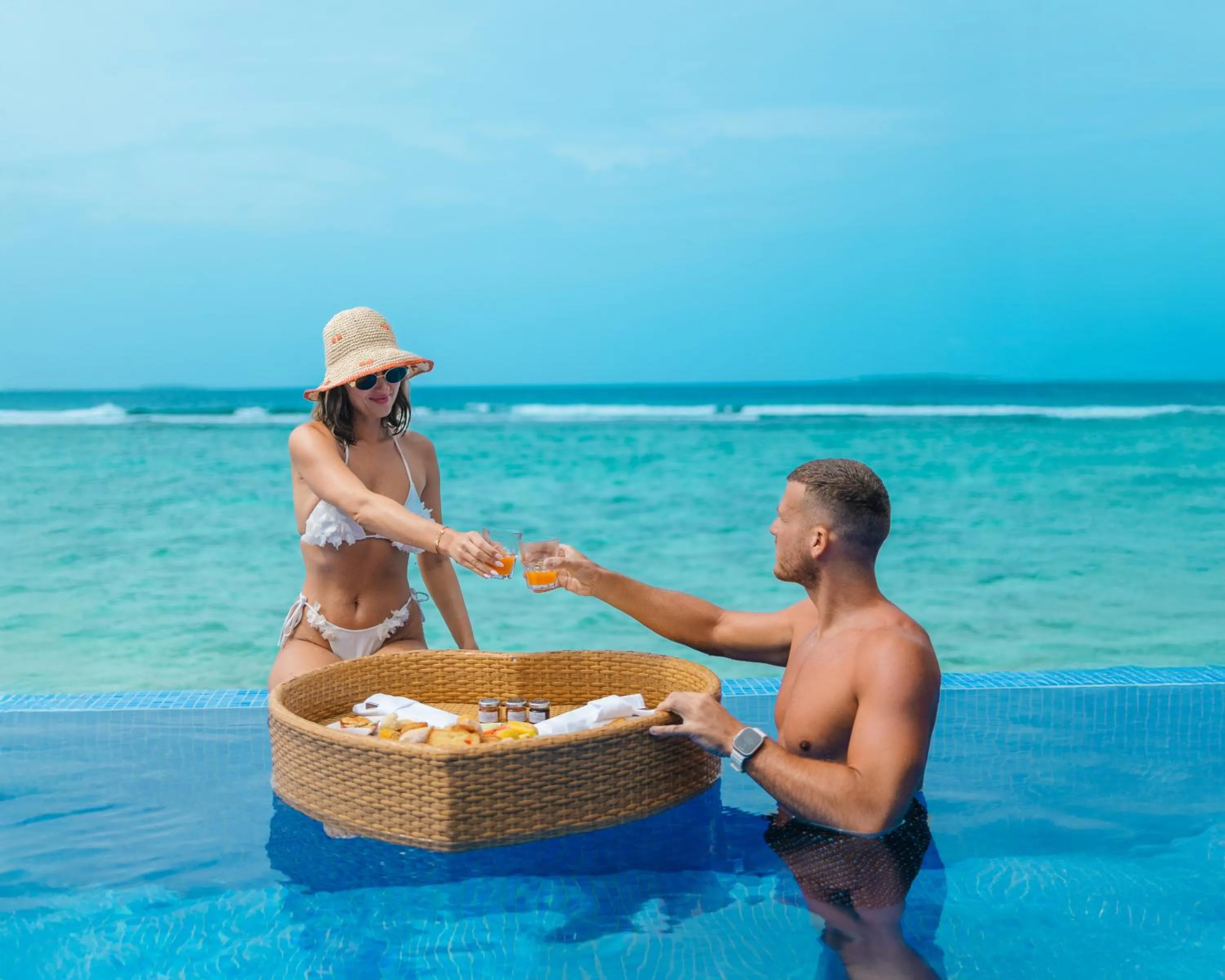 Food and drinks in Hideaway Beach Resort & Spa - FREE SHARED CHARTER FLIGHT for two on stays of 7 or more nights from September 2025 until 23rd December 2026