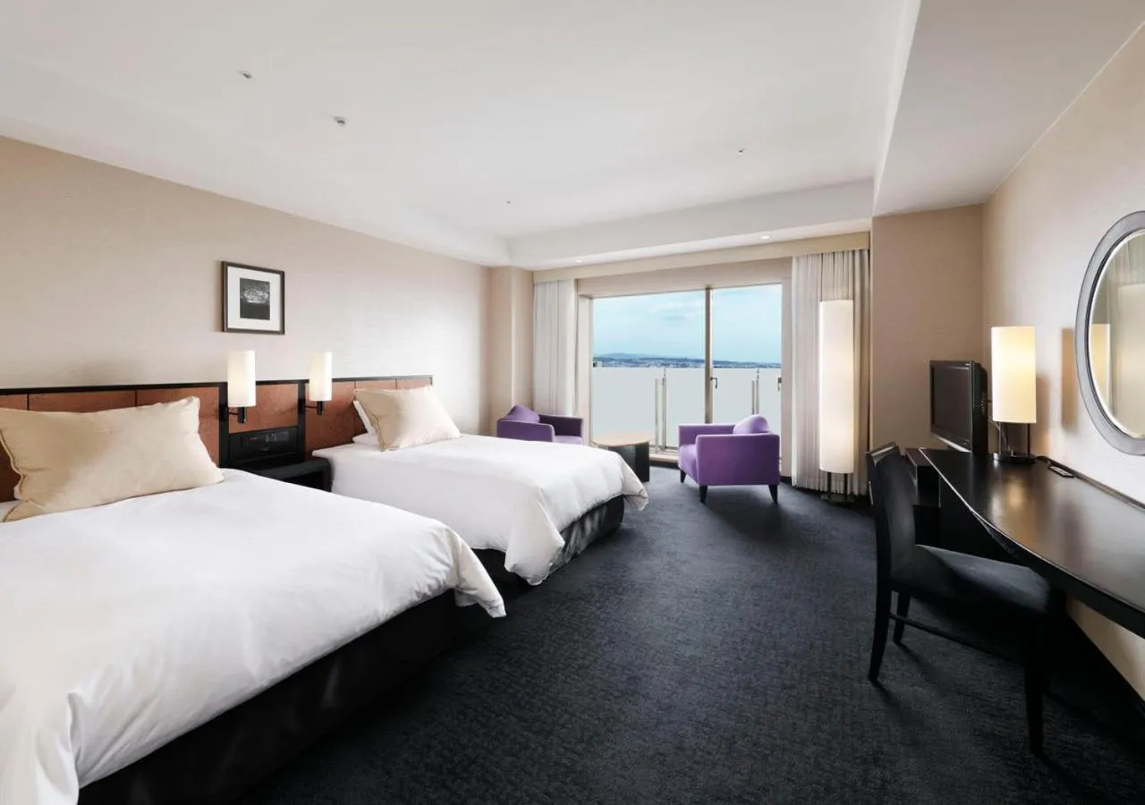 Bedroom, Bed in Hotel Granvia Kyoto