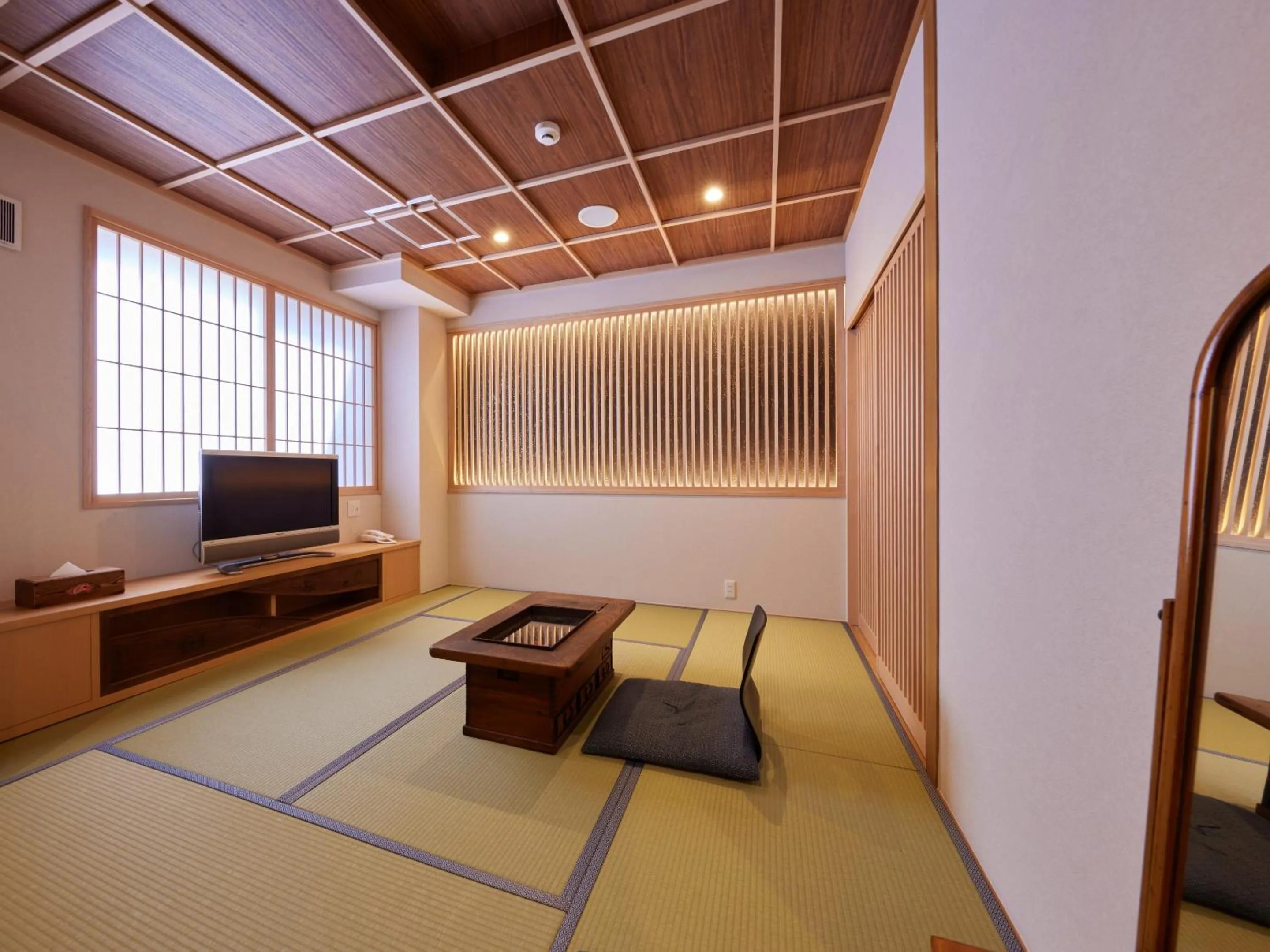 Photo of the whole room in Gion Shinmonso