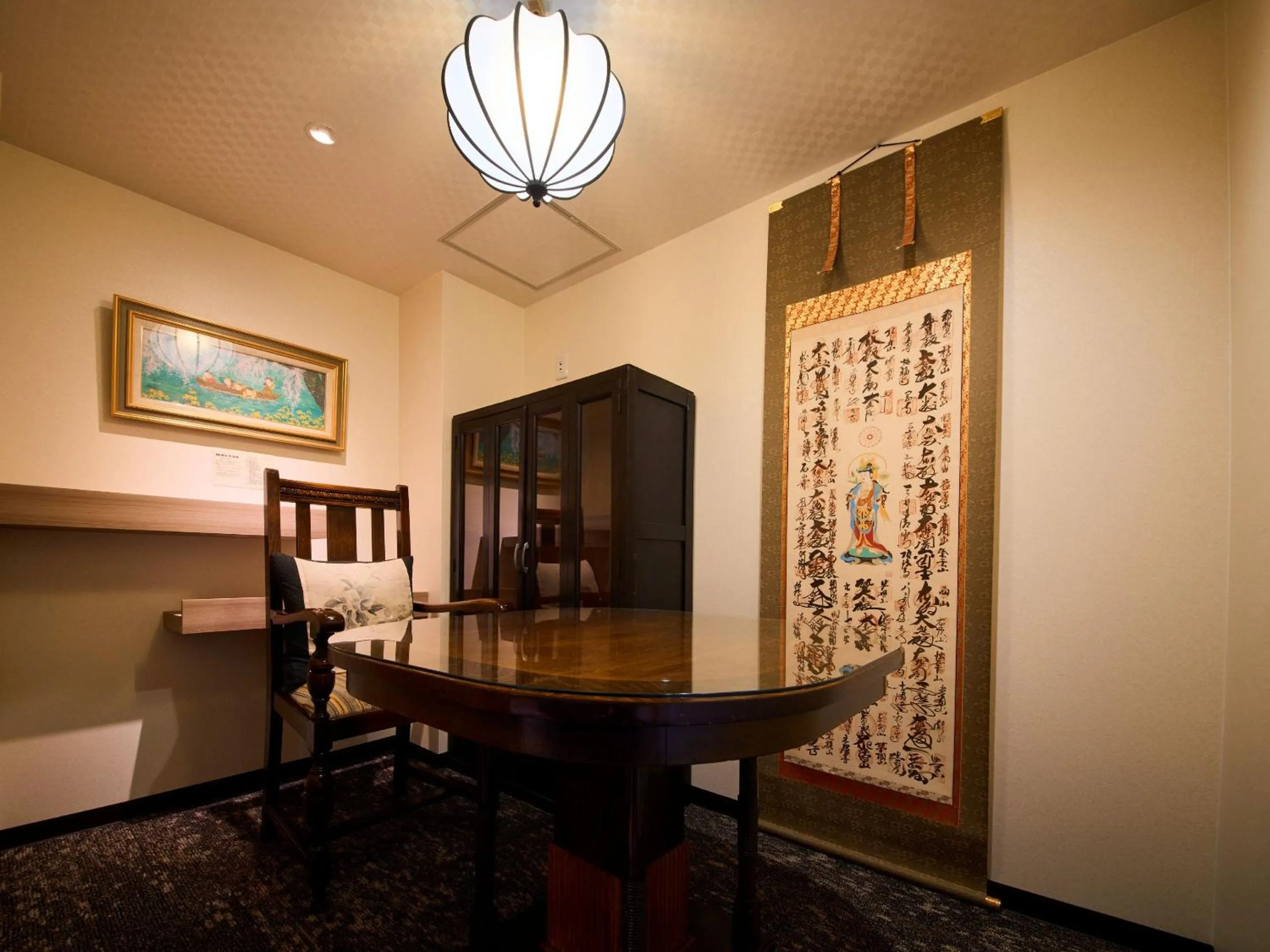 Photo of the whole room in Gion Shinmonso