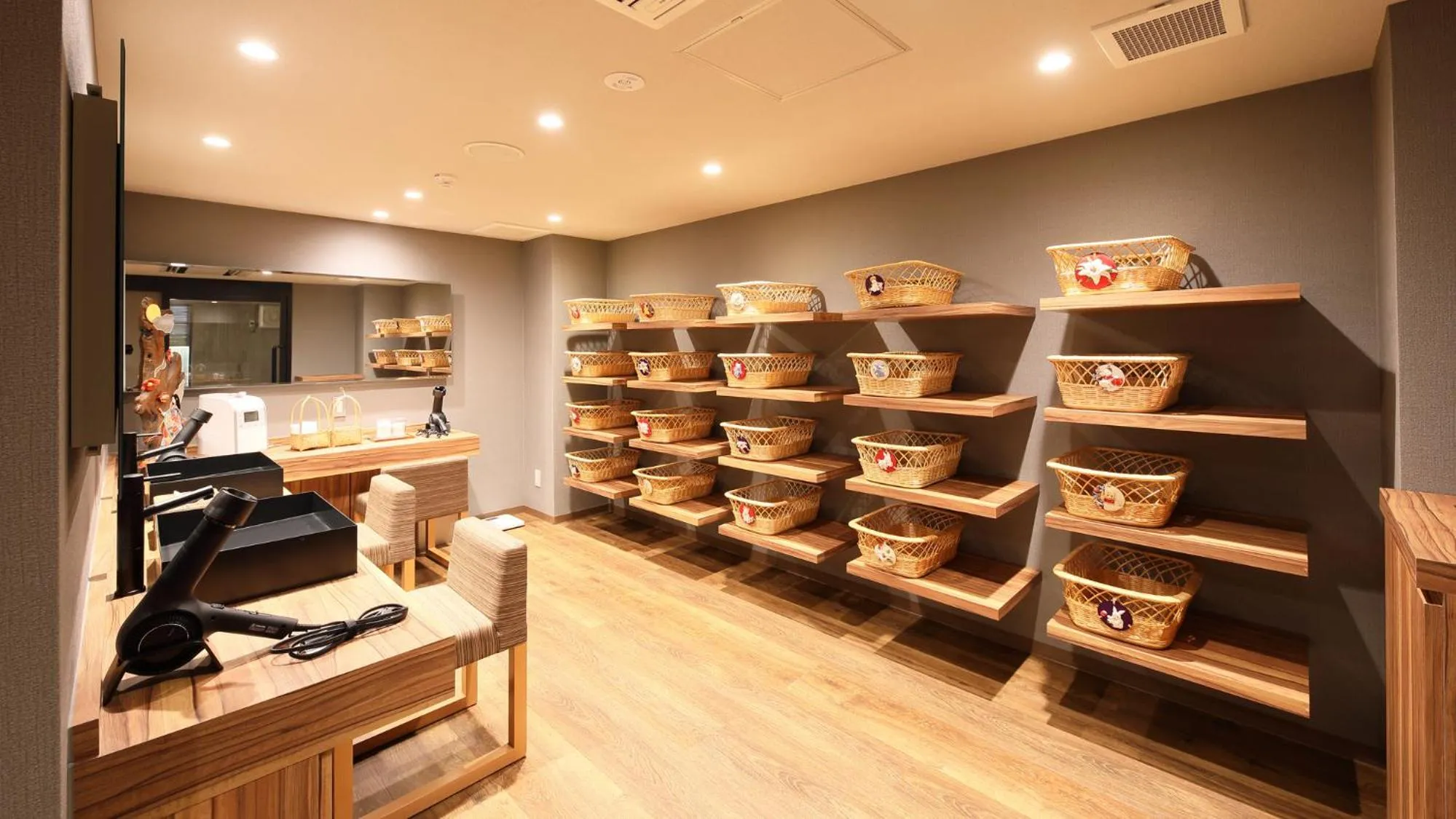 Public Bath in Gion Shinmonso