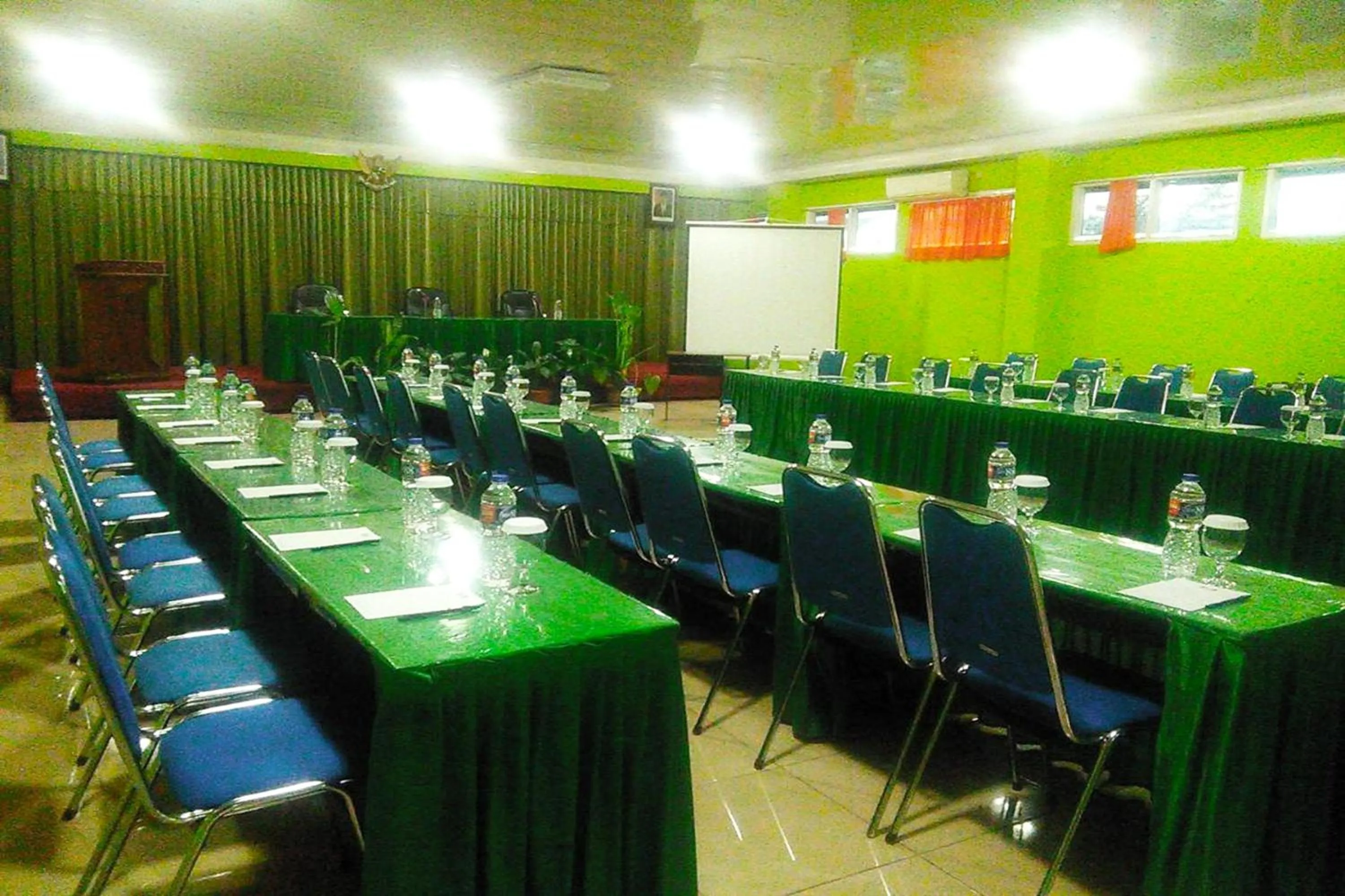 Meeting/conference room in Hotel Antik