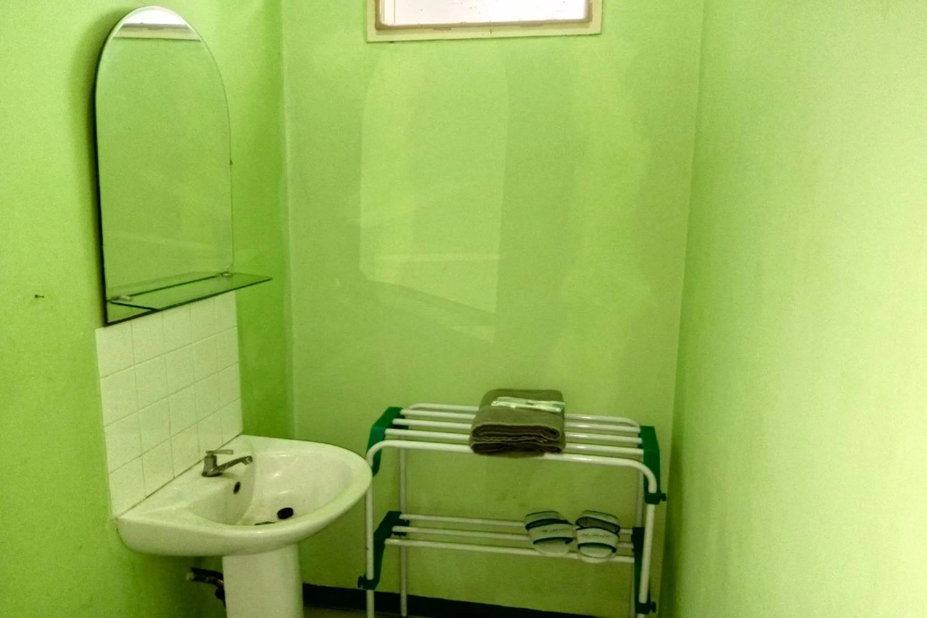 Bathroom in Hotel Antik