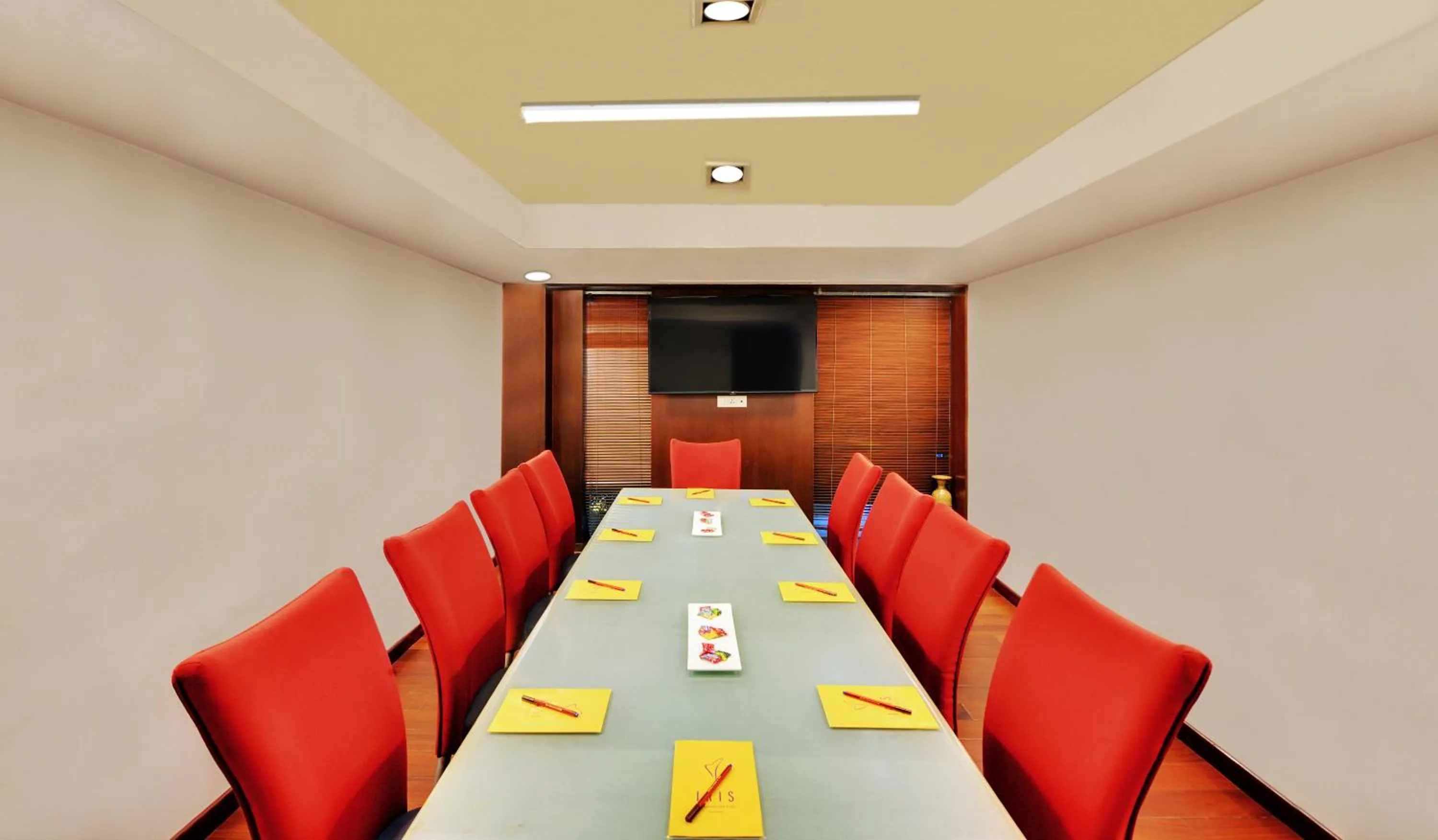 Meeting/conference room in Iris The Business Hotel