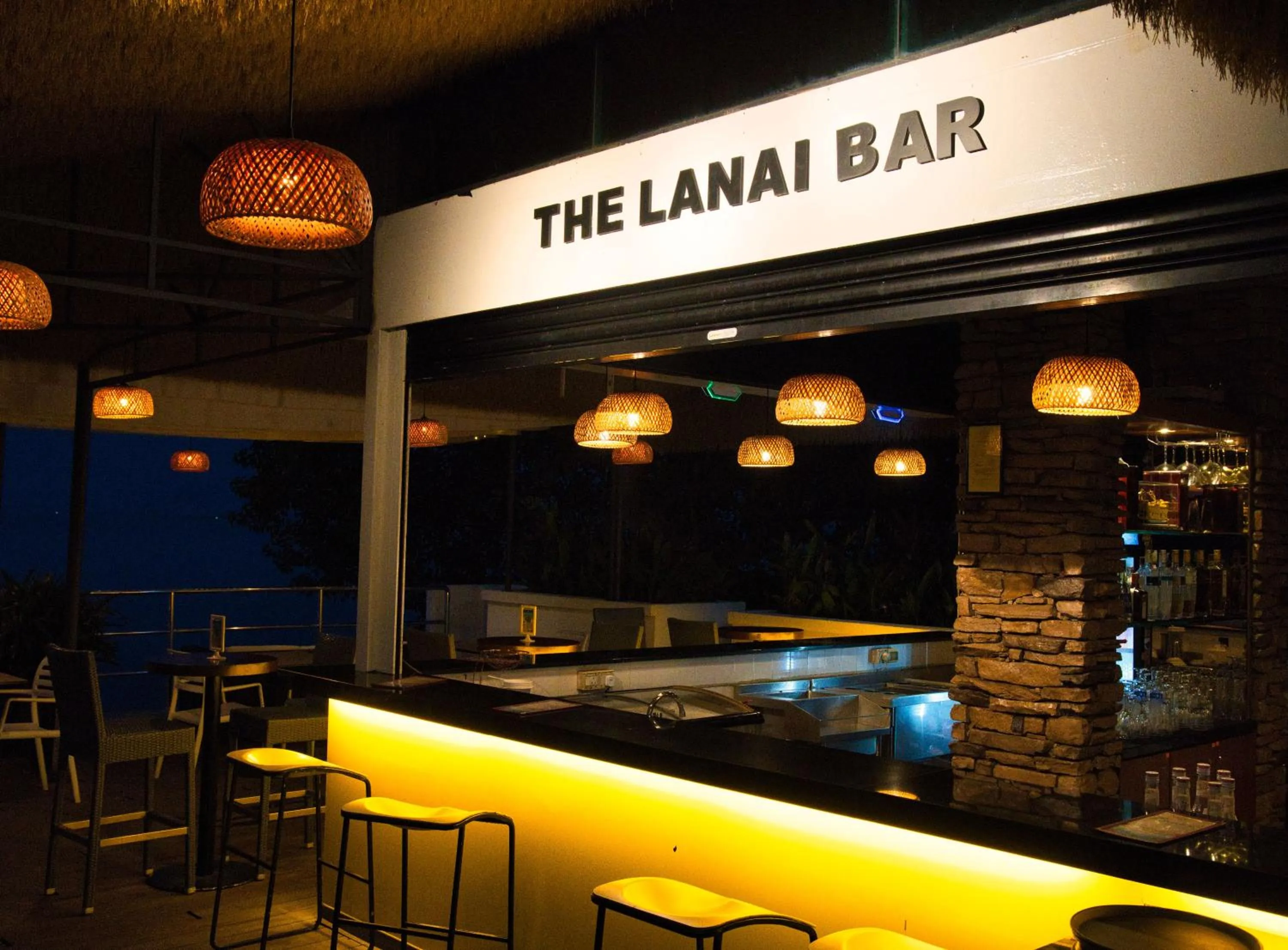 Lounge or bar in Hotel Sentral Seaview @ ​Beachfront