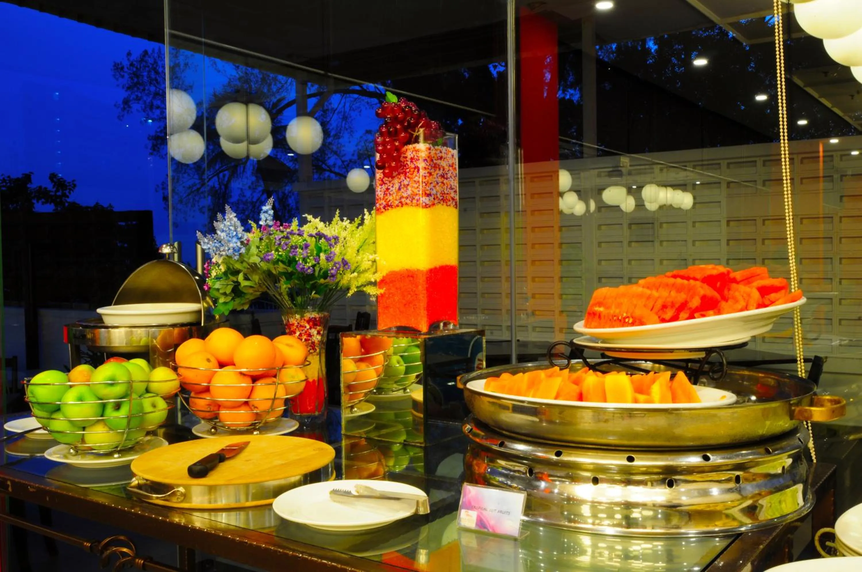 Restaurant/places to eat in Hotel Sentral Seaview @ ​Beachfront