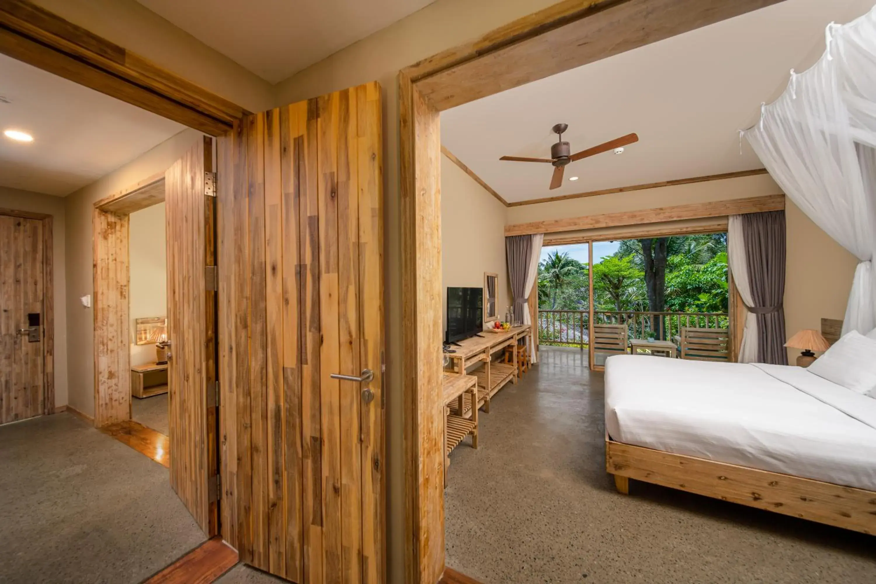 Deluxe Family Bungalow with 2-Bedroom in Lahana Resort Phu Quoc & Spa Deluxe Family Bungalow with 2-Bedroom in Lahana Resort Phu Quoc & Spa