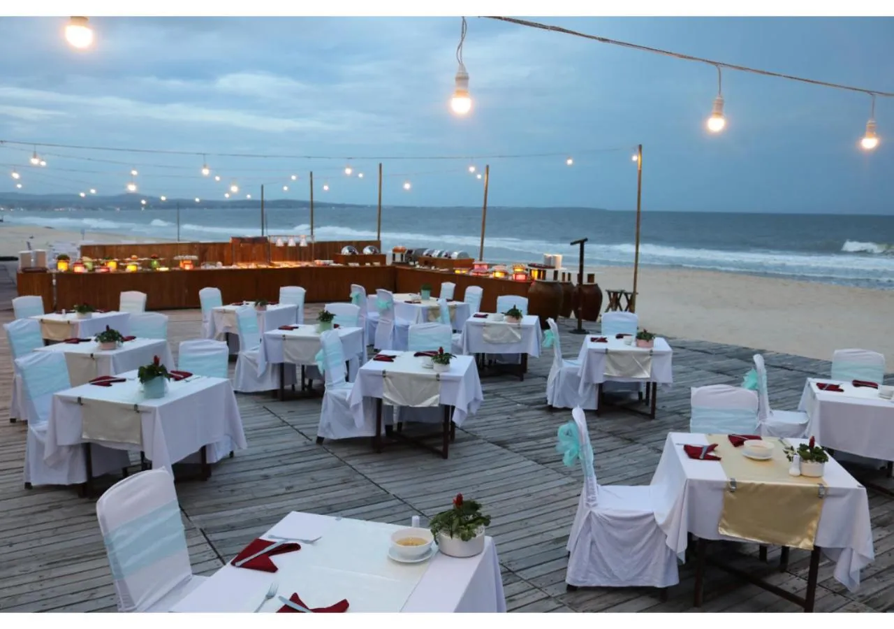 Restaurant/places to eat in Bamboo Village Beach Resort & Spa