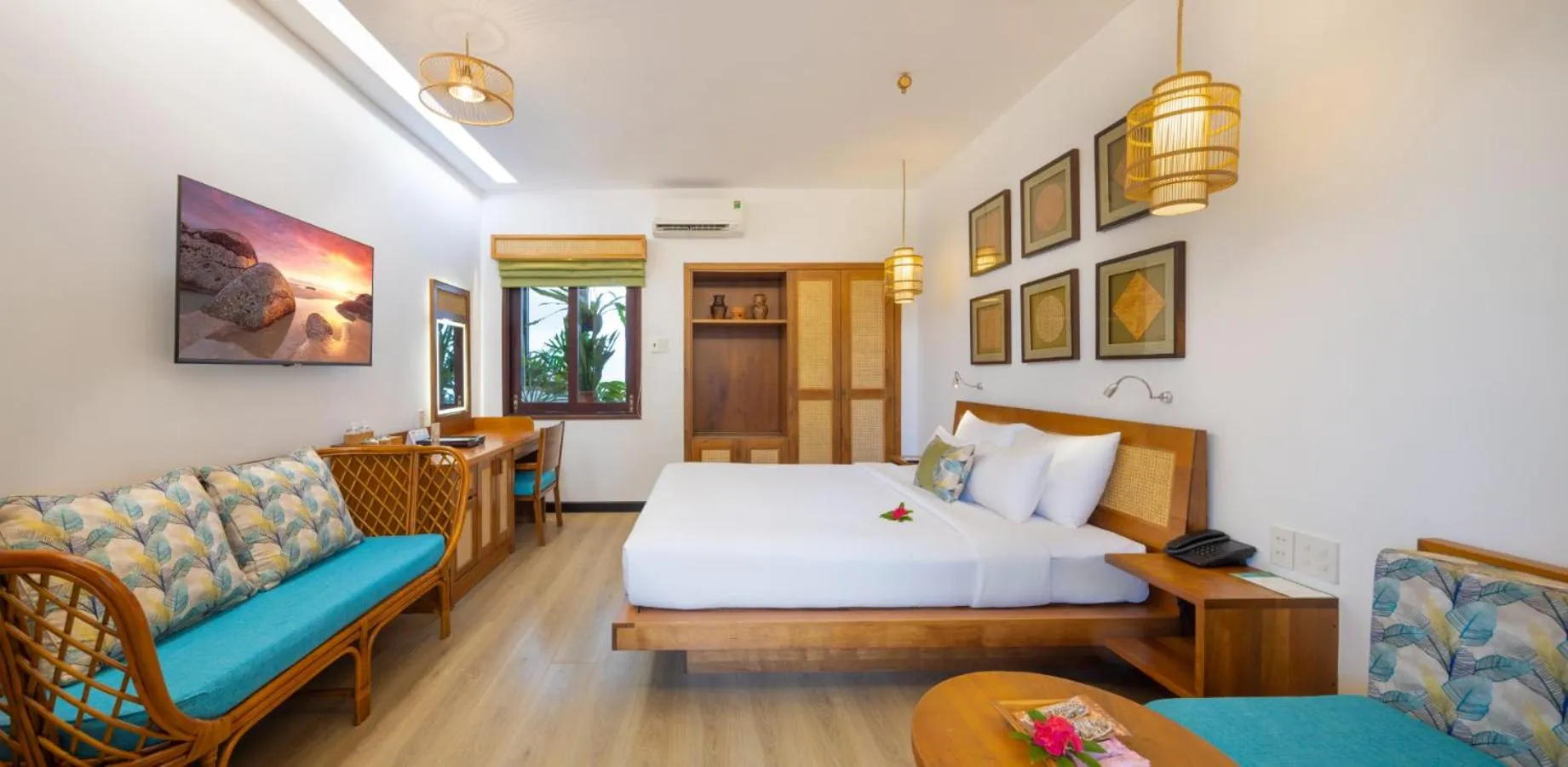 Bedroom, Bed in Bamboo Village Beach Resort & Spa