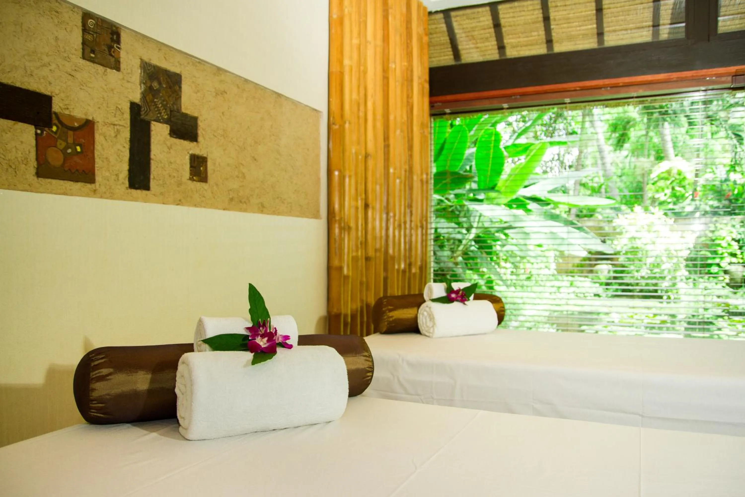 Massage, Bed in Bamboo Village Beach Resort & Spa