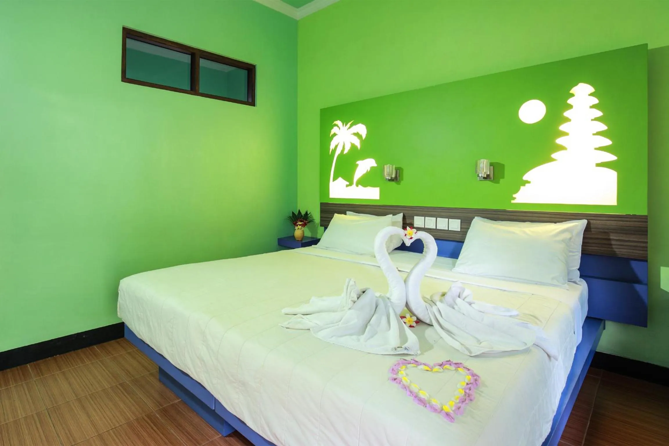 Photo of the whole room, Bed in Banyualit Spa 'n Resort Lovina