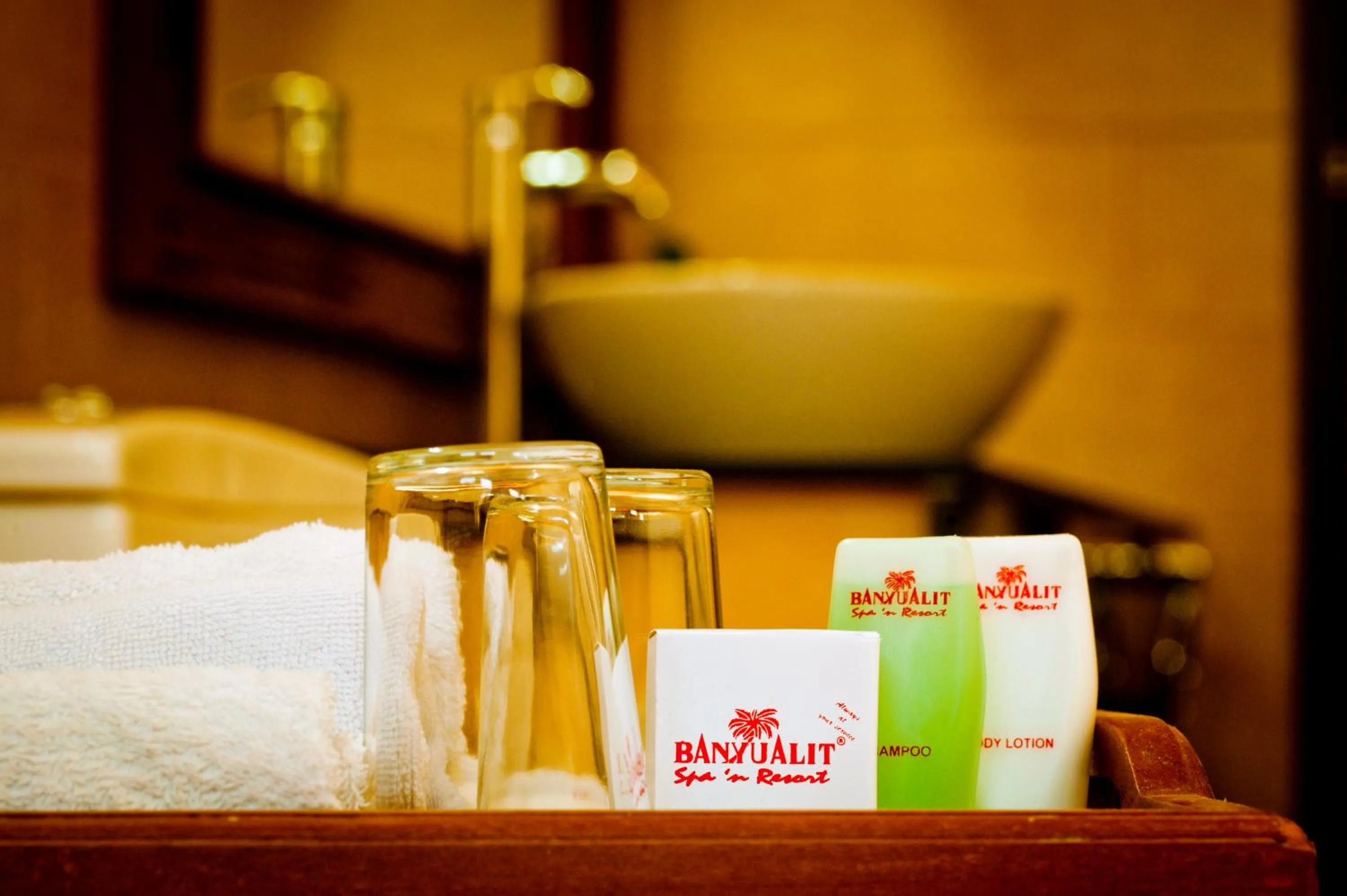 Bathroom in Banyualit Spa 'n Resort Lovina