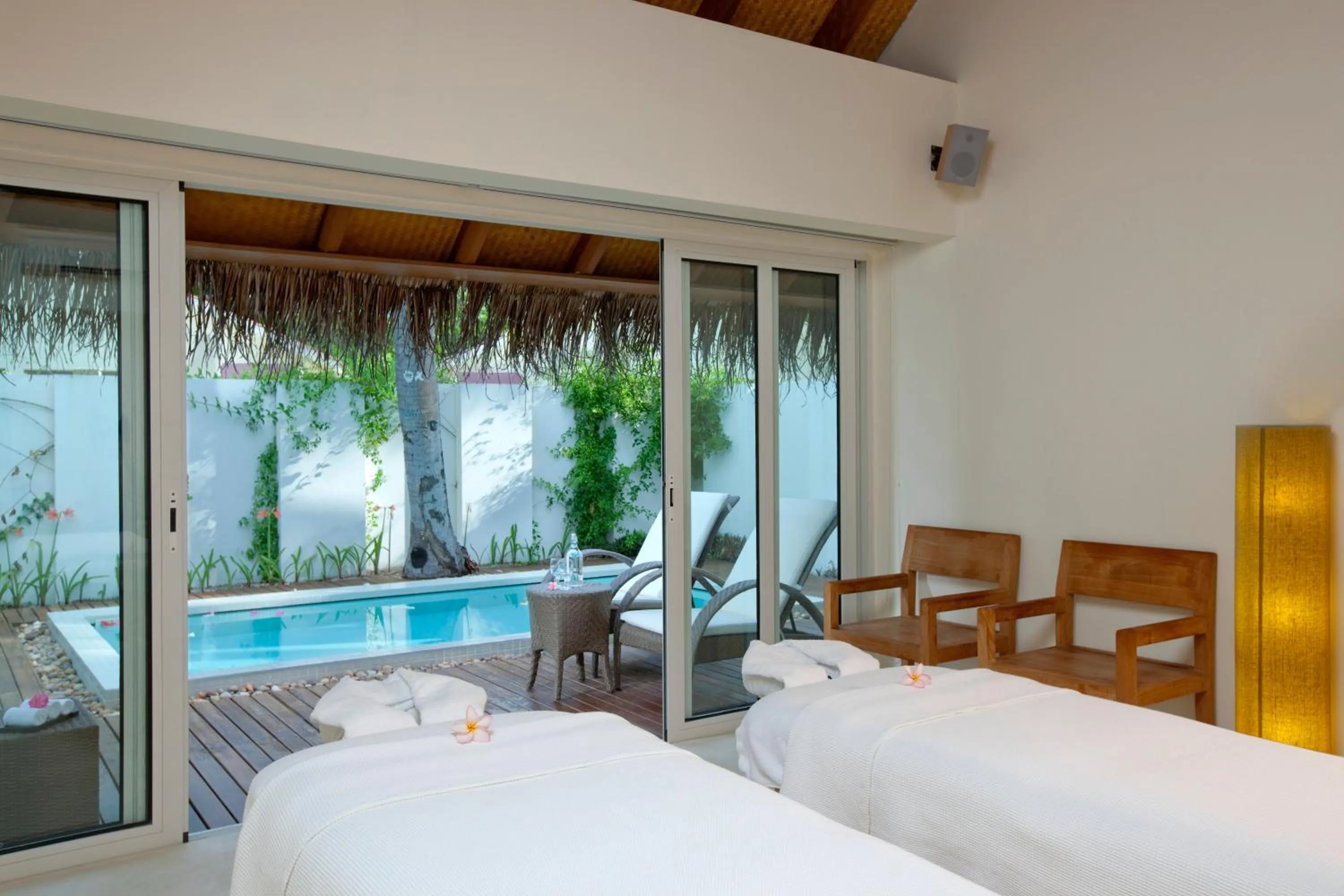 Spa and wellness centre/facilities, Bed in Holiday Inn Resort Kandooma Maldives - Kids Stay & Eat Free and Free Roundtrip Speed Boat for a minimum 4 nights stay
