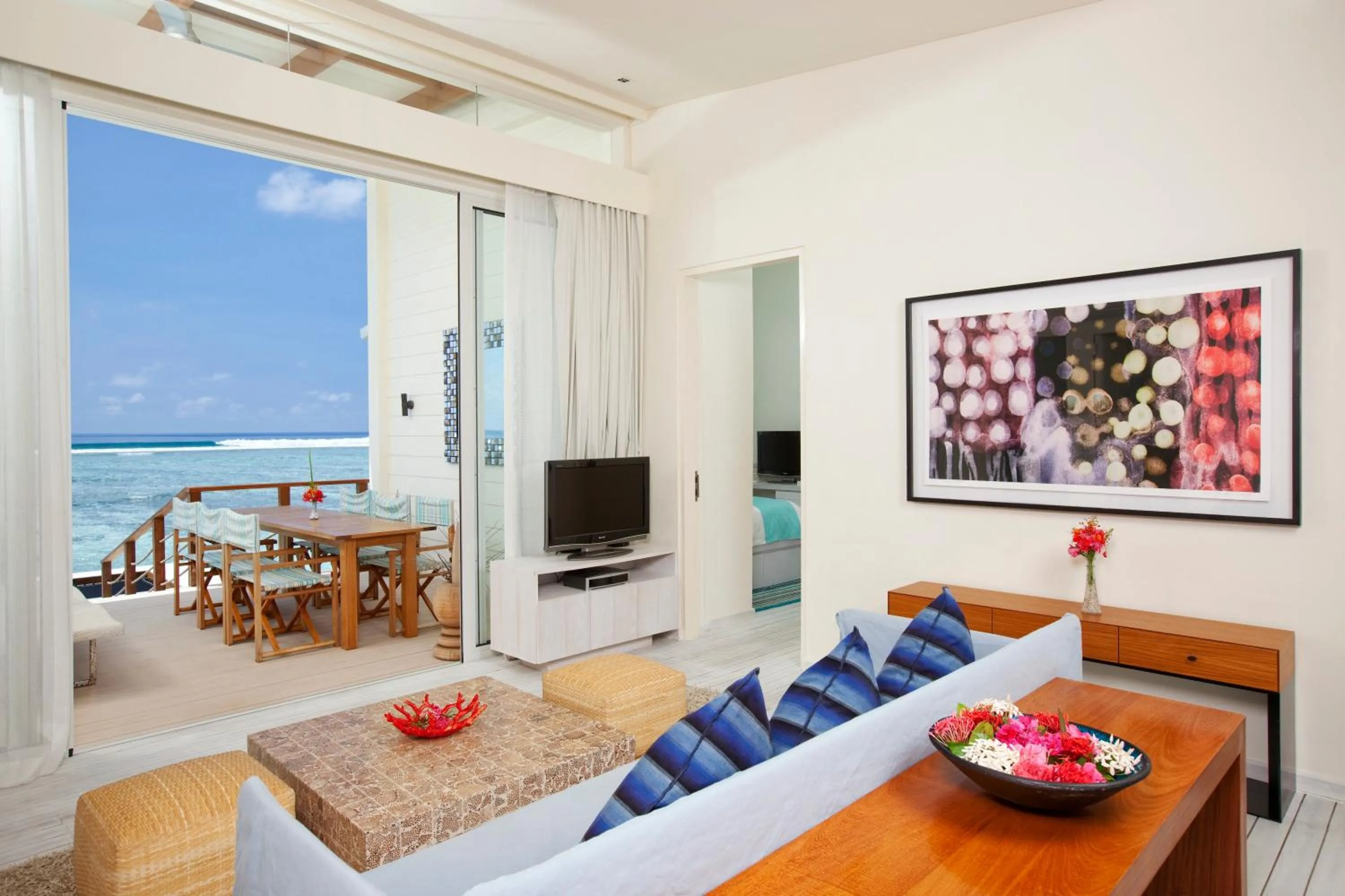 Photo of the whole room in Holiday Inn Resort Kandooma Maldives - Kids Stay & Eat Free and Free Roundtrip Speed Boat for a minimum 4 nights stay