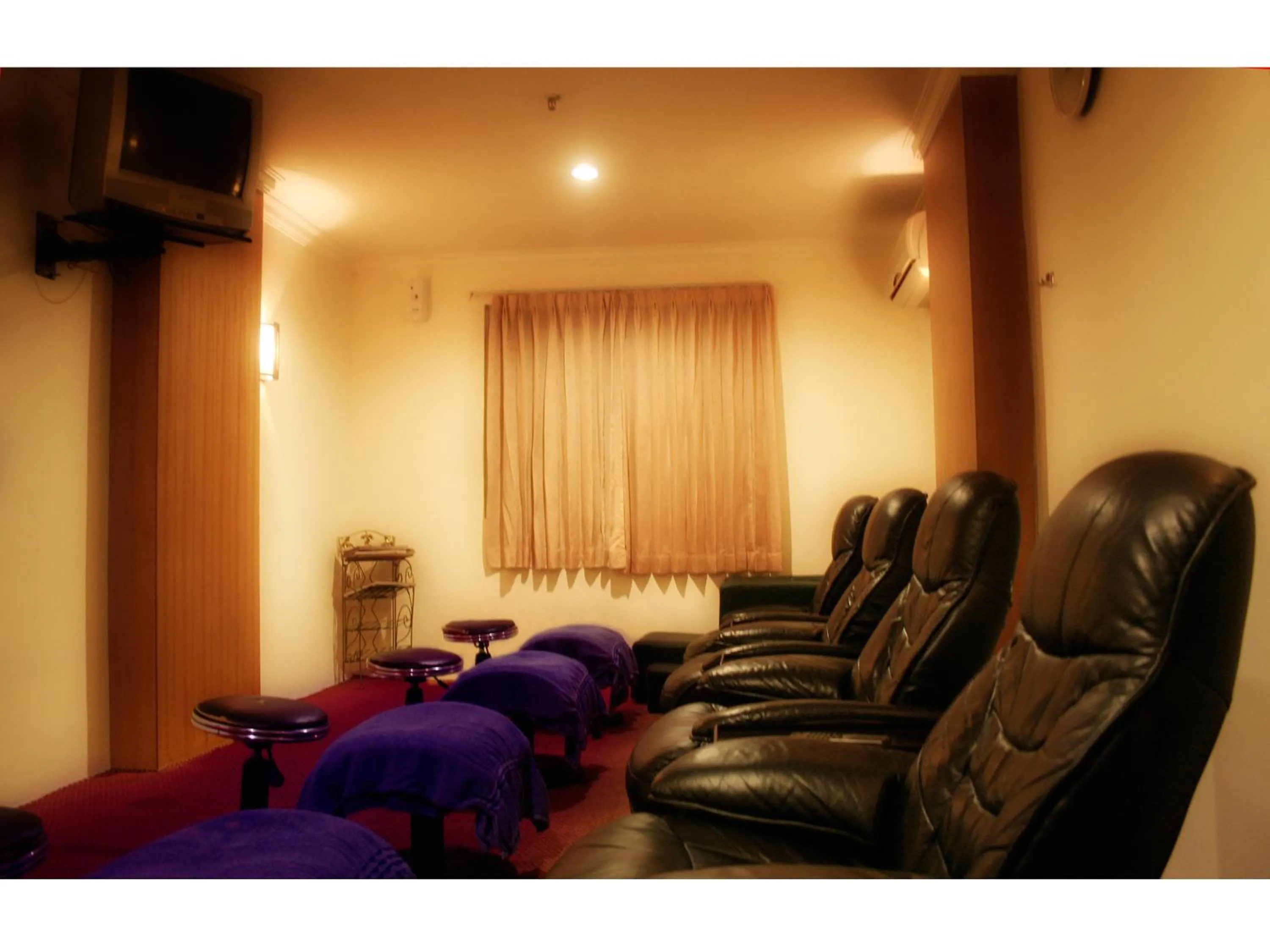 Area and facilities in 89 Hotel