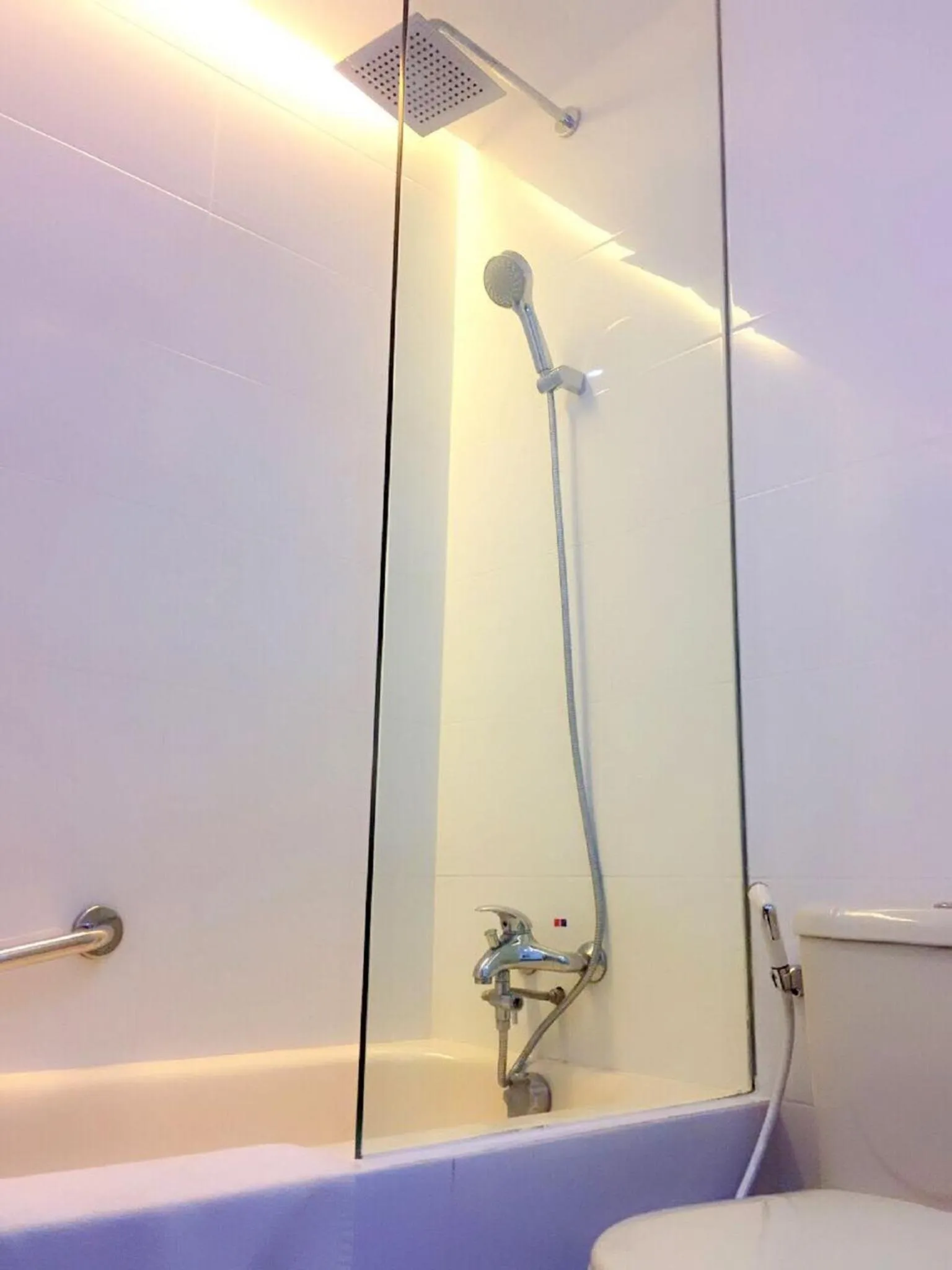 Bathroom in 89 Hotel