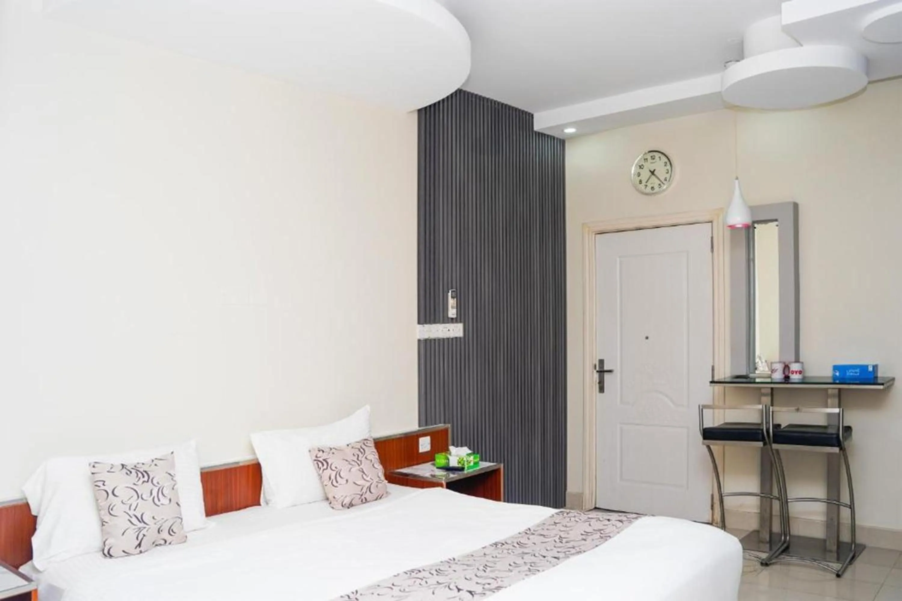 Photo of the whole room, Bed in Albayrahaa Hotel