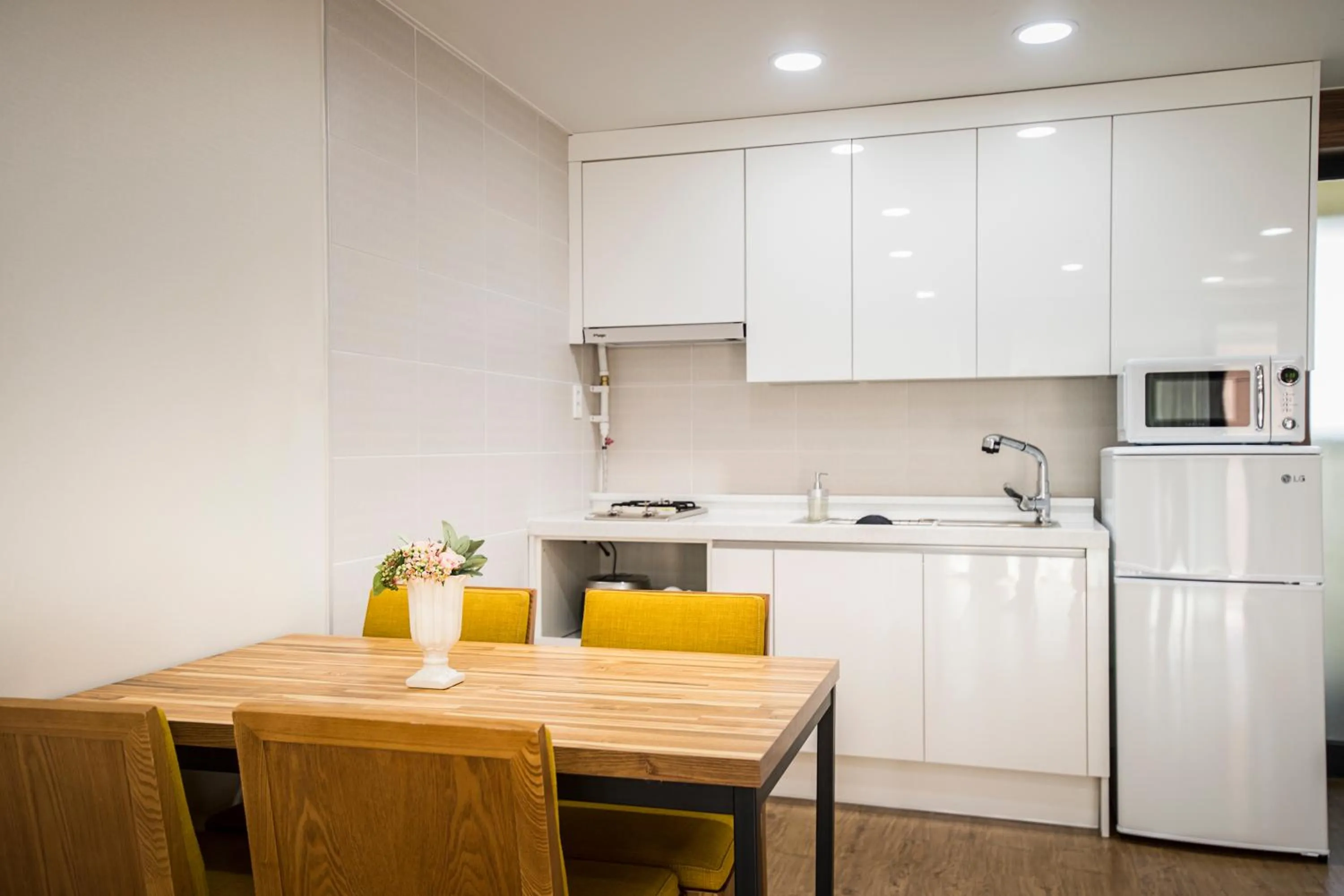 Communal kitchen in W Ocean Pension