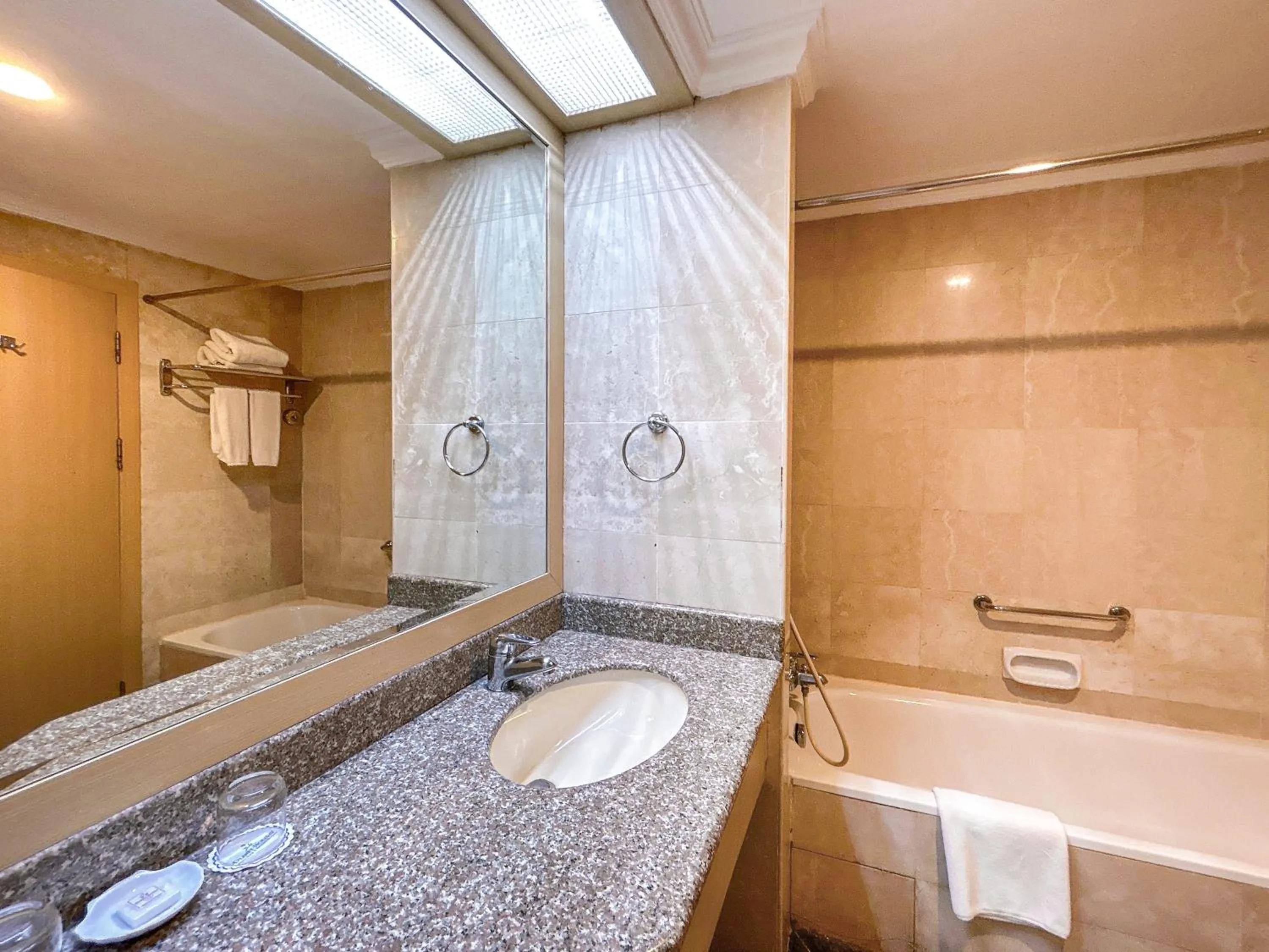 Toilet in Planet Holiday Hotel & Residence