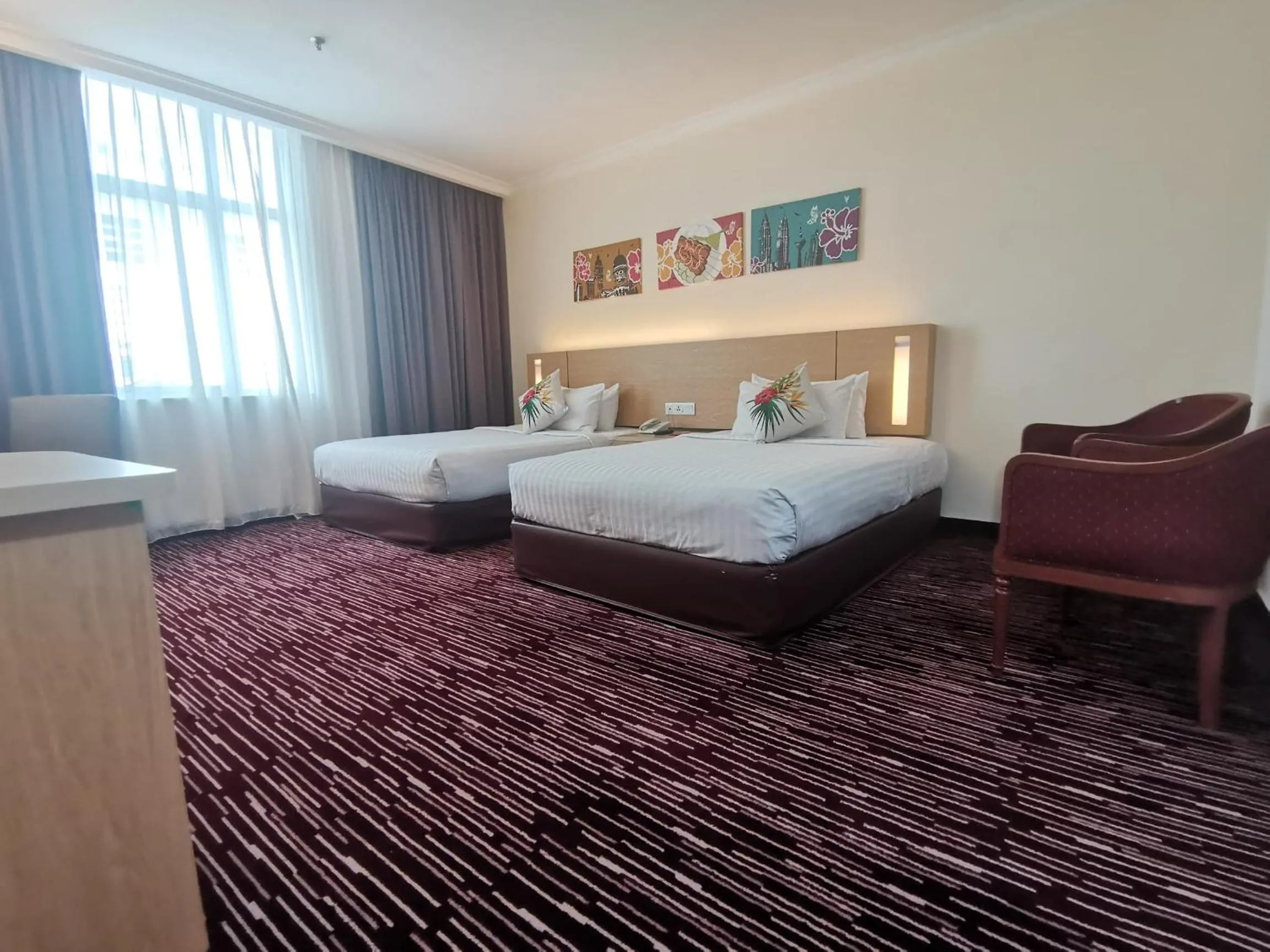 Bed in RHR Hotel Kajang