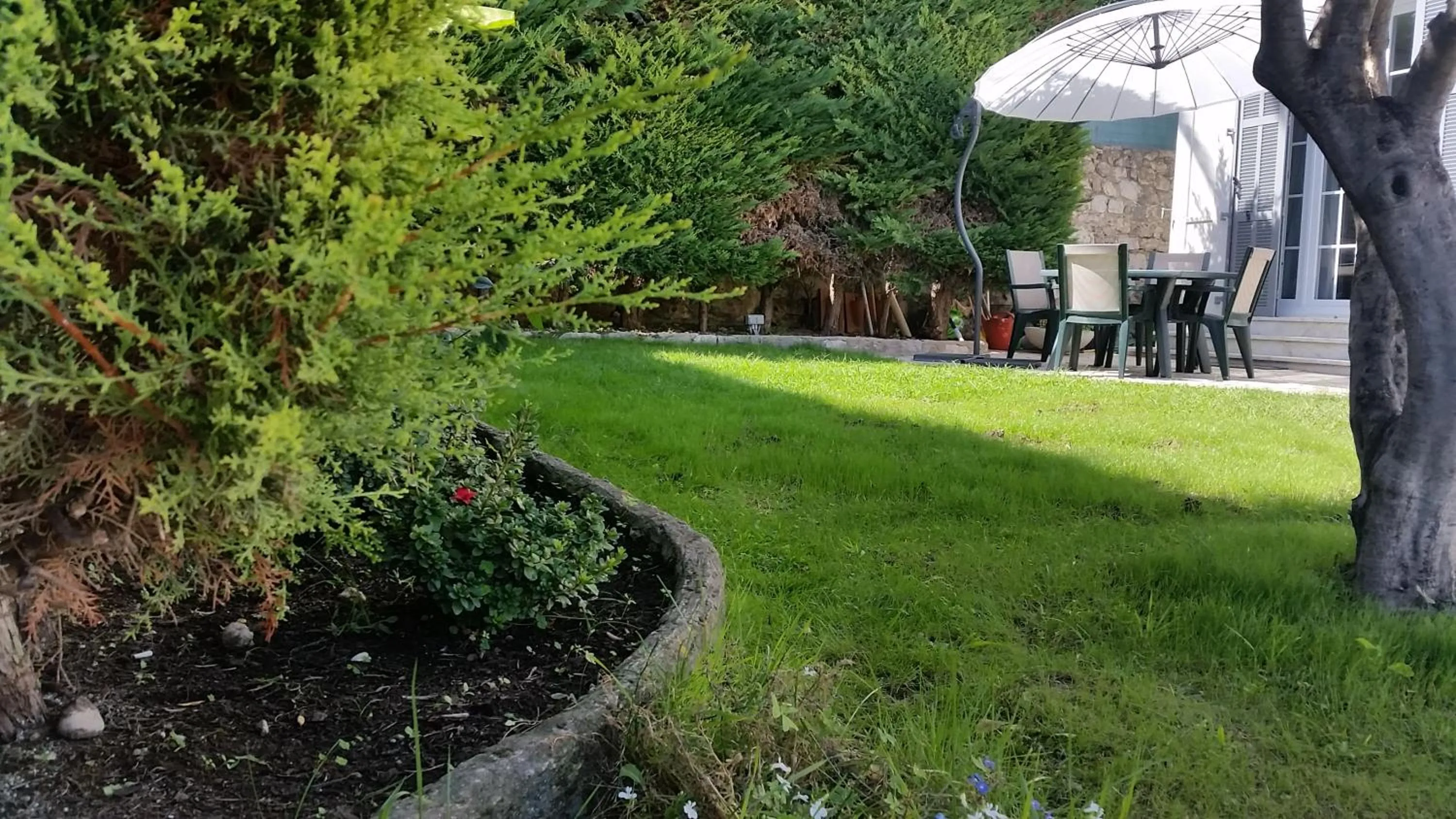 Garden in B&B Villa Blanche