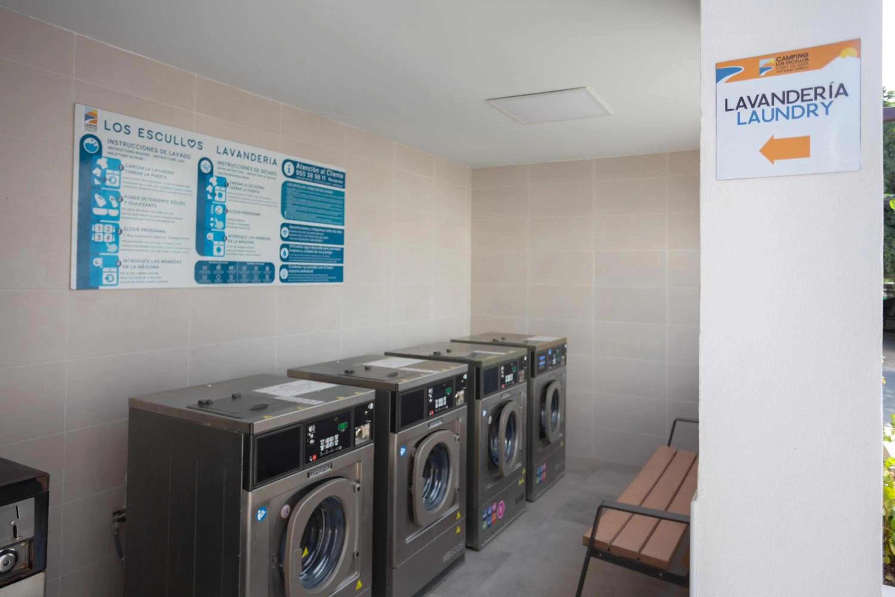 laundry in Complejo Turístico Los Escullos Cabo de Gata