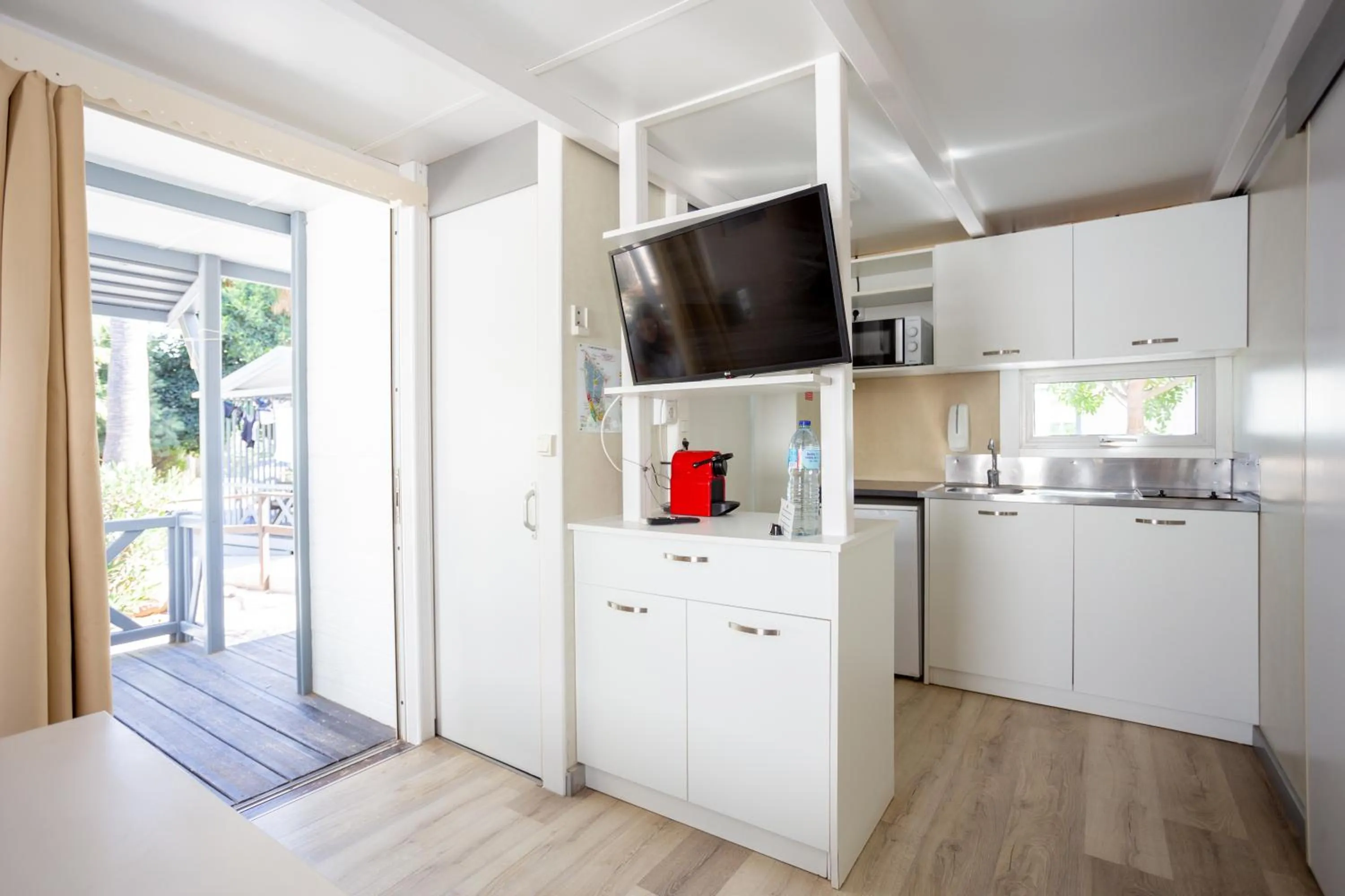 Kitchen or kitchenette in Complejo Turístico Los Escullos Cabo de Gata