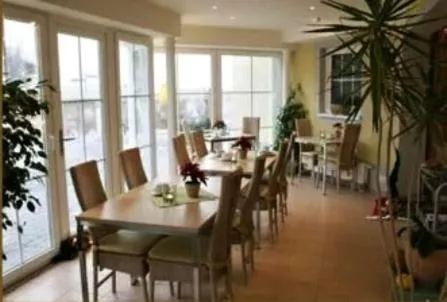 Restaurant/places to eat in Hotel Auerhahn