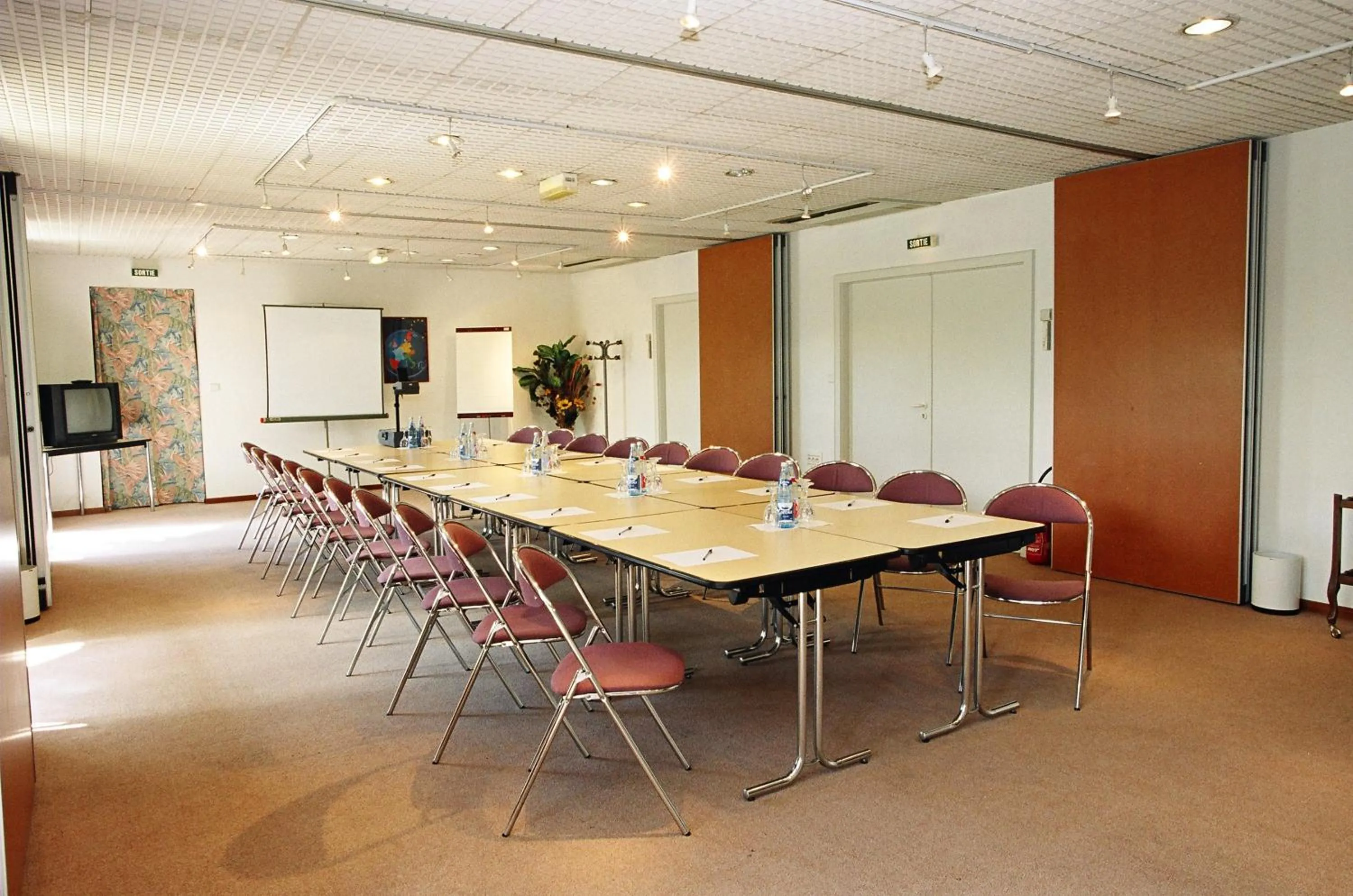 Business facilities in Hotel Restaurant La Tour Romaine - Haguenau - Strasbourg Nord