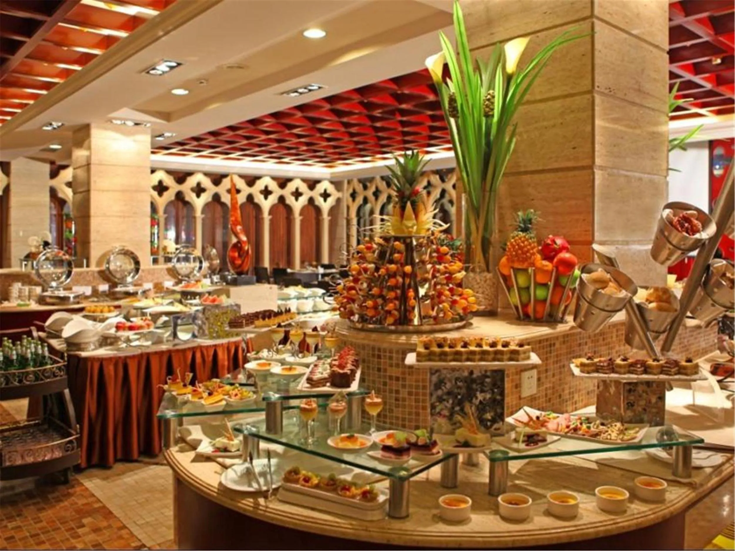 Restaurant/places to eat in Dalian East Hotel