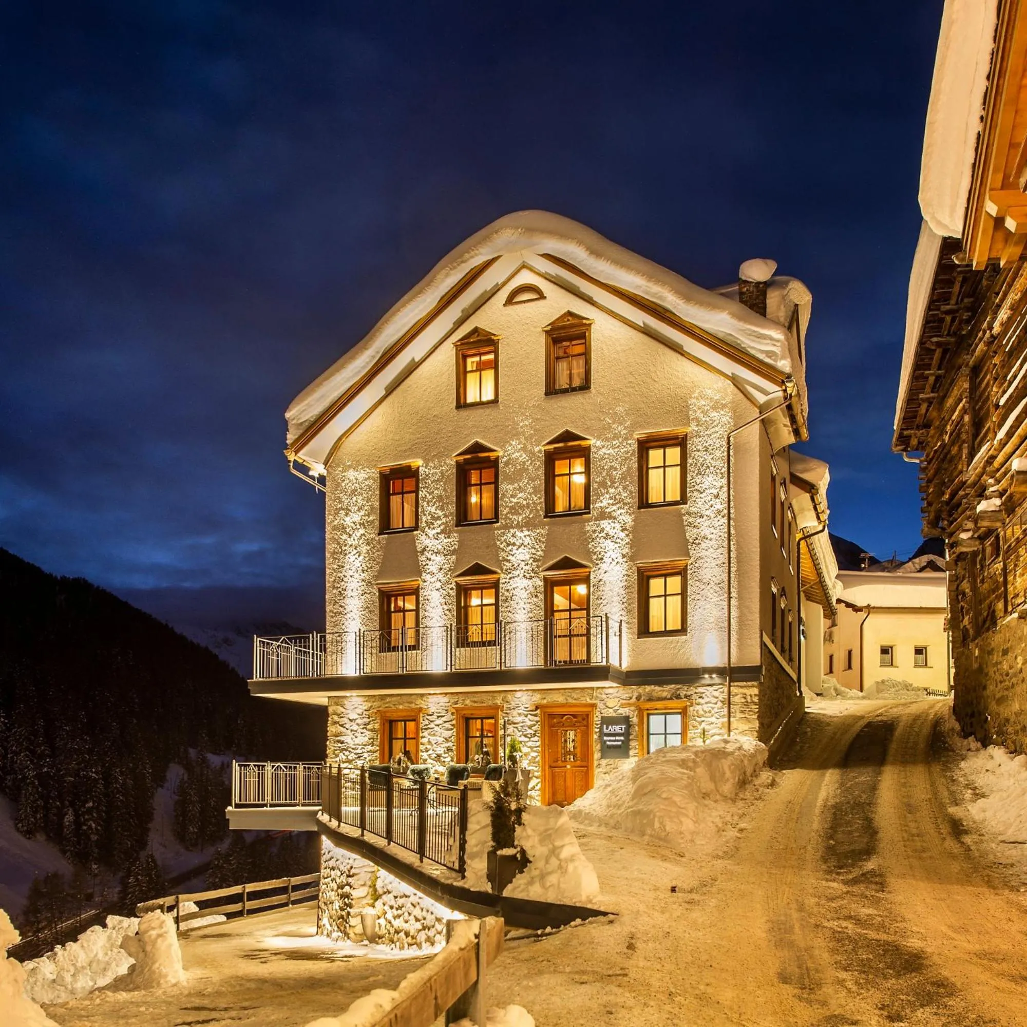 Facade/entrance in LARET private Boutique Hotel - Adults only