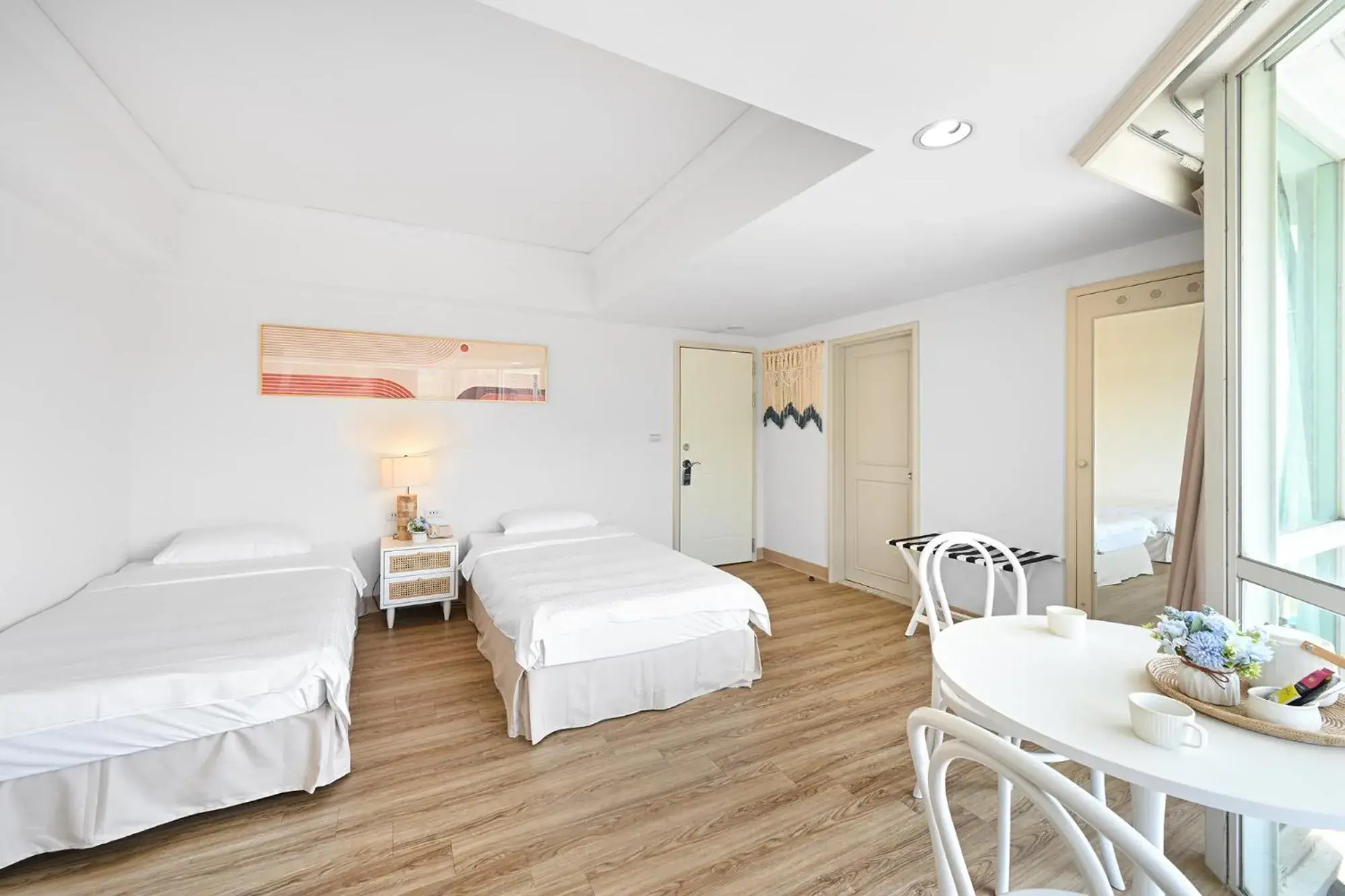 Small Double or Twin Room in CT Green Bay Hot-Spring Hotel Small Double or Twin Room in CT Green Bay Hot-Spring Hotel