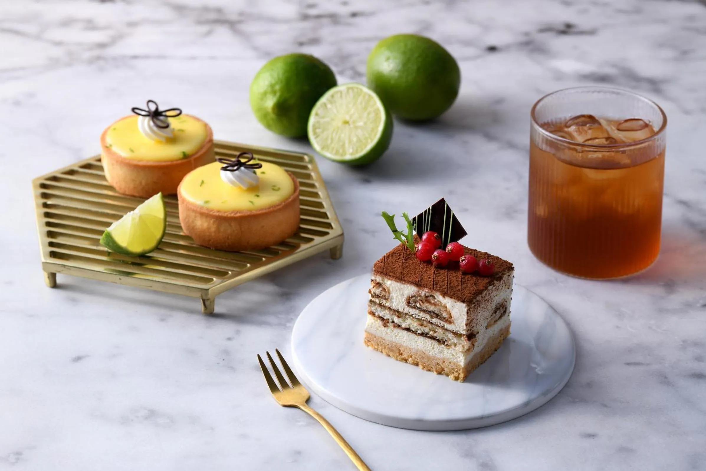 Restaurant/places to eat in CT Green Bay Hot-Spring Hotel