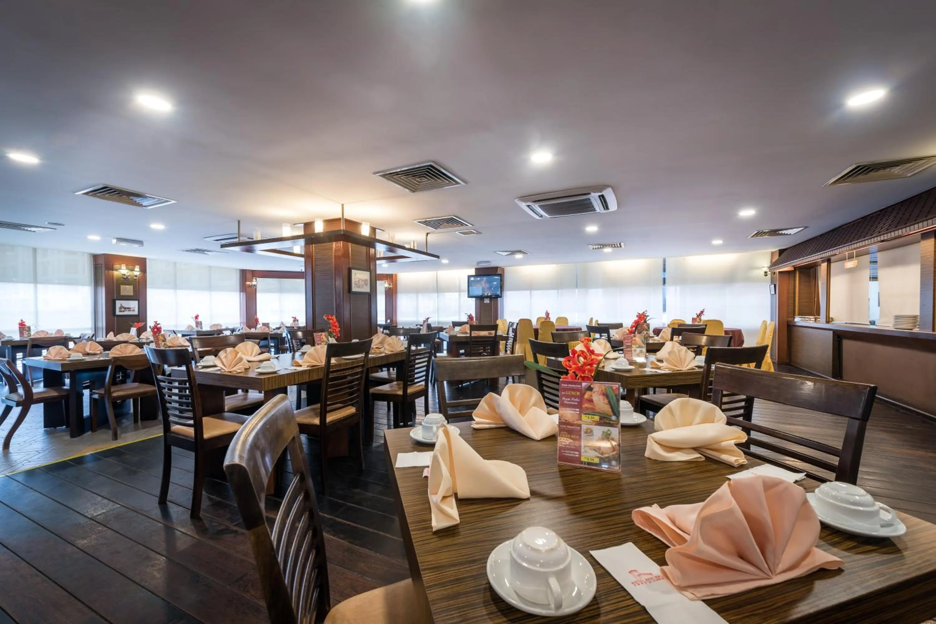 Restaurant/places to eat in Hotel Sentral Riverview Melaka