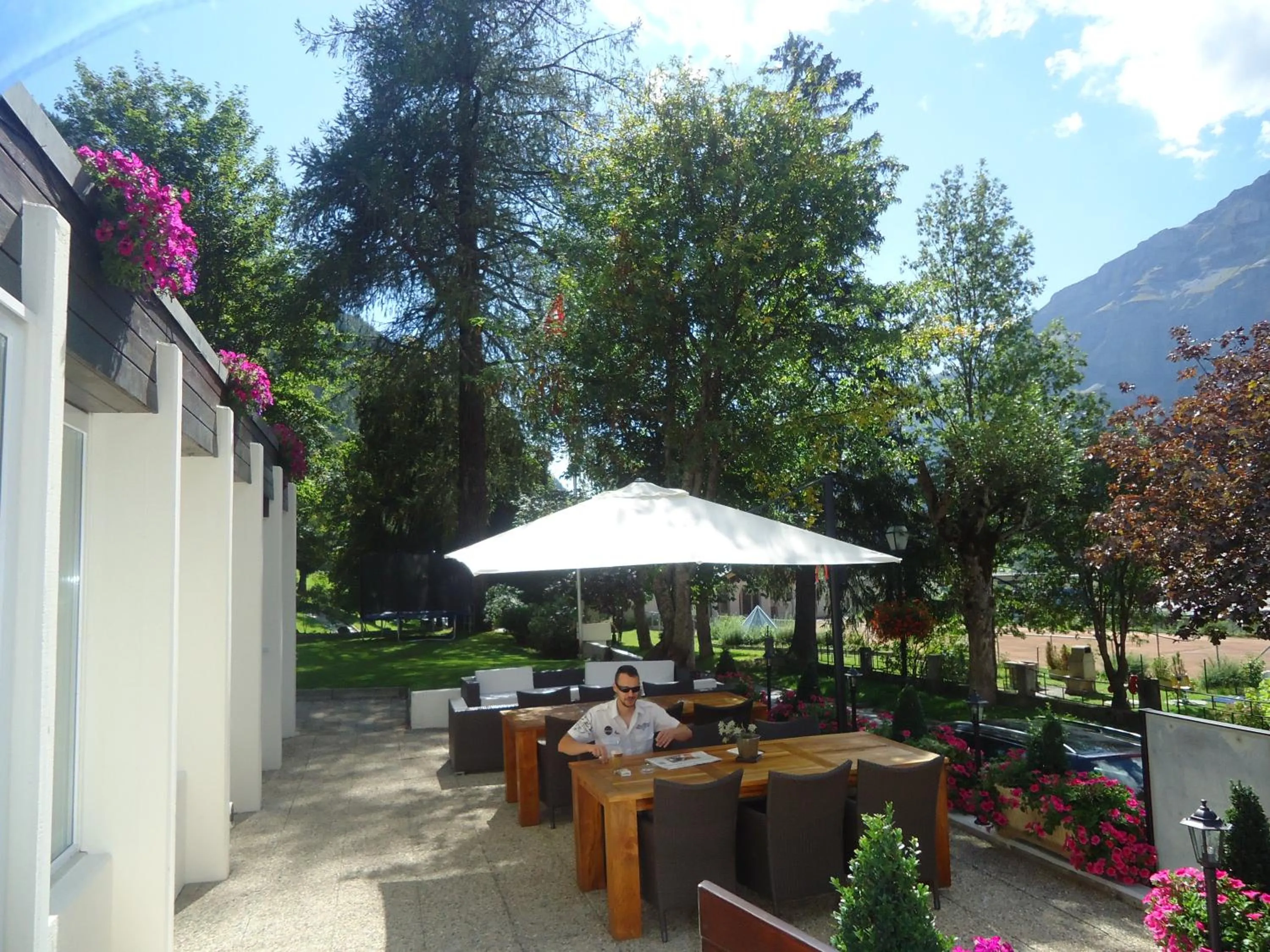 Patio in Hotel Quellenhof Leukerbad