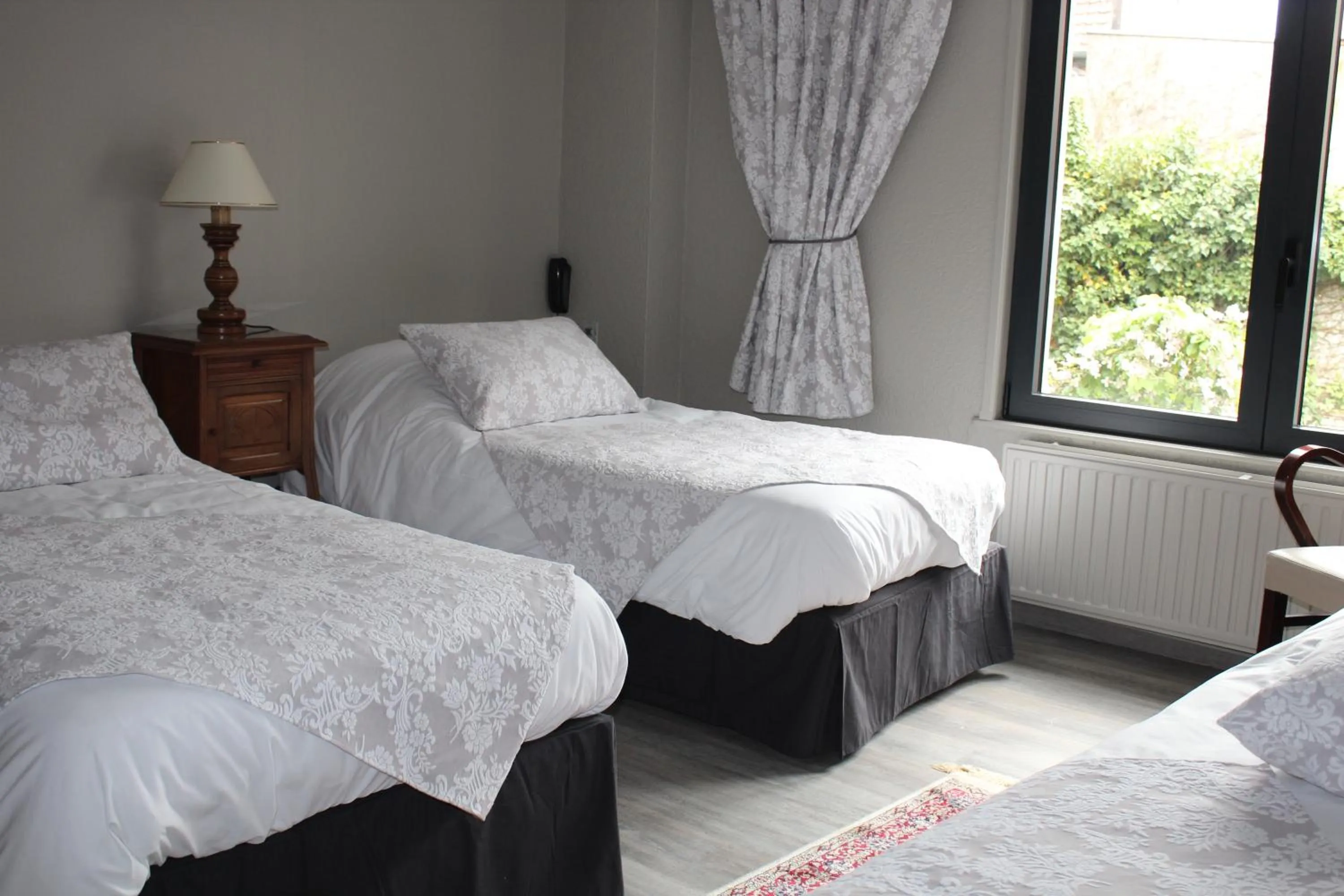 Bedroom, Bed in Hypnos Hotel