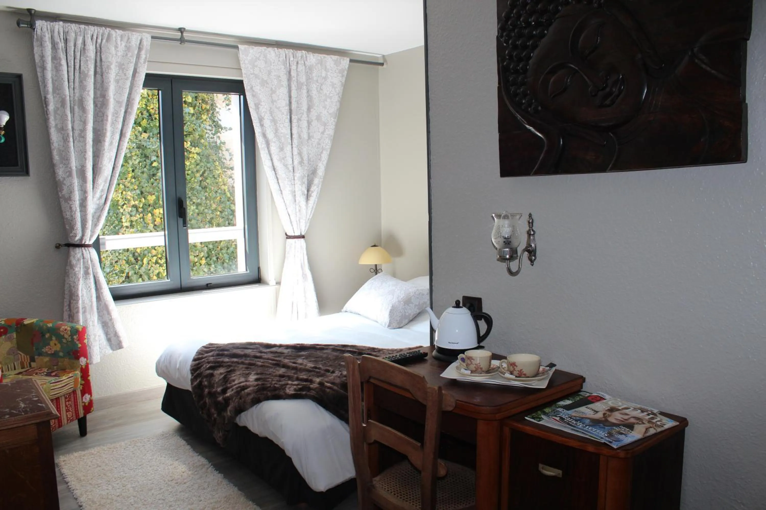 Coffee/tea facilities, Bed in Hypnos Hotel