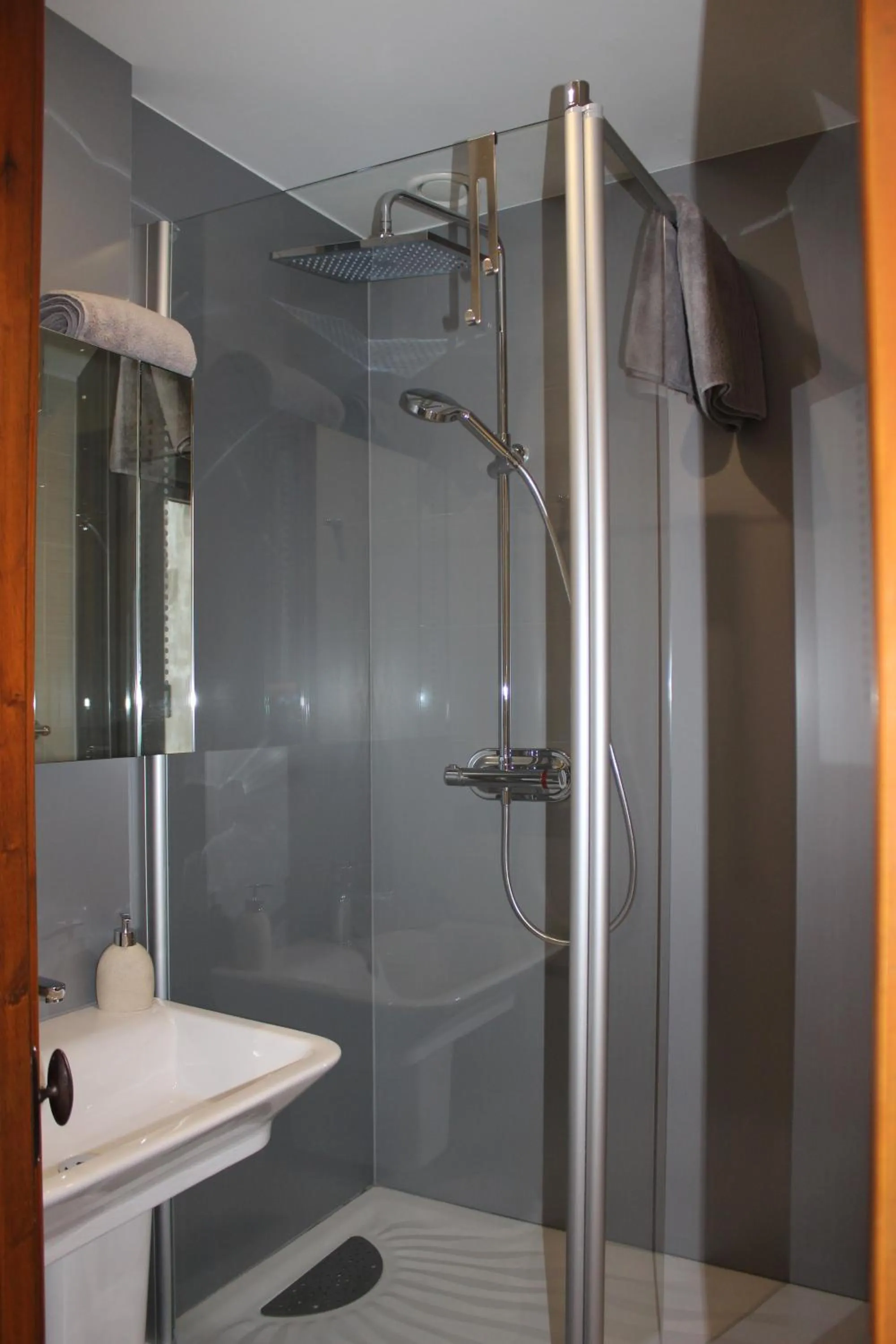 Bathroom in Hypnos Hotel