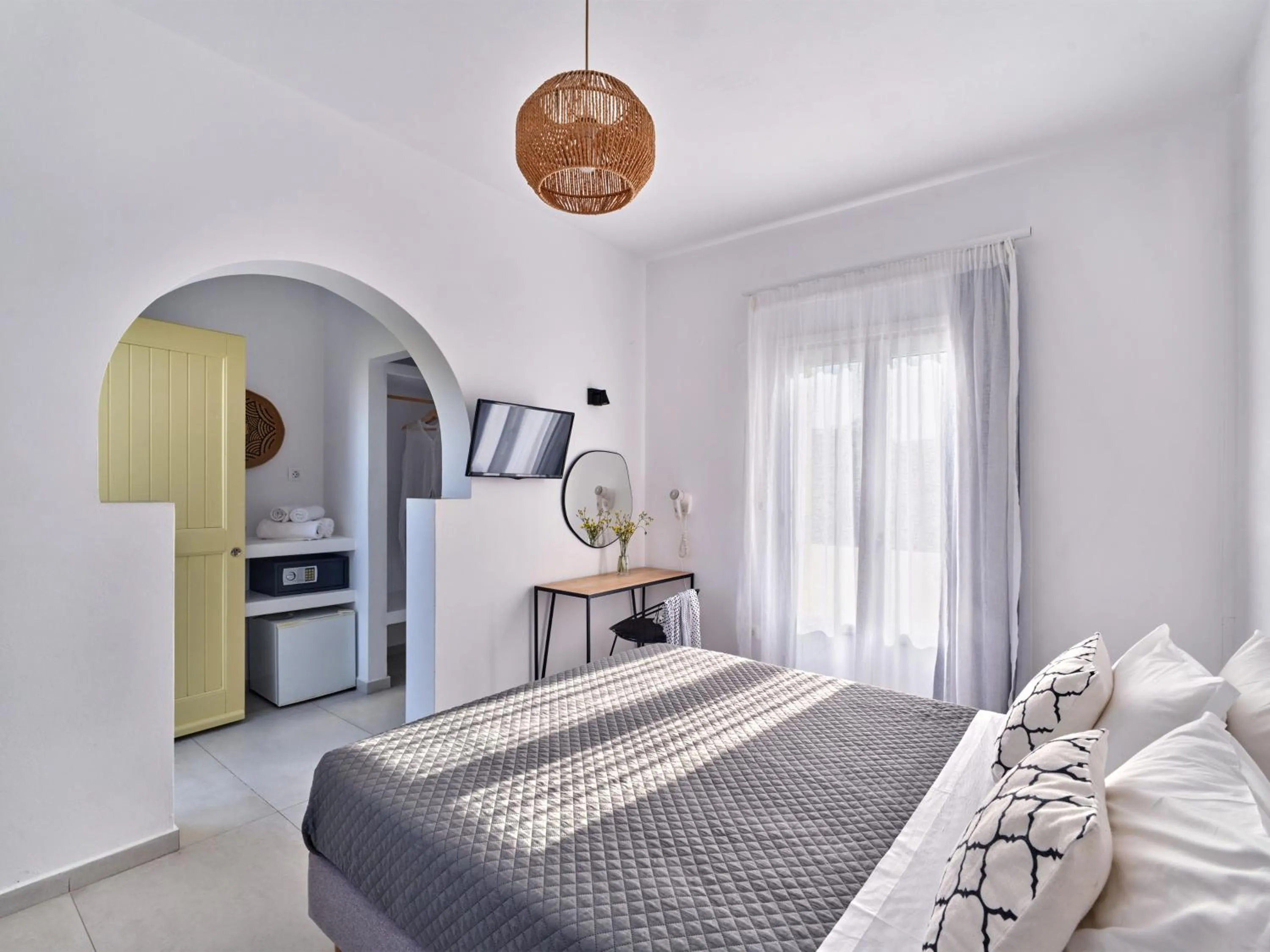 Bed in Akrotiri Hotel