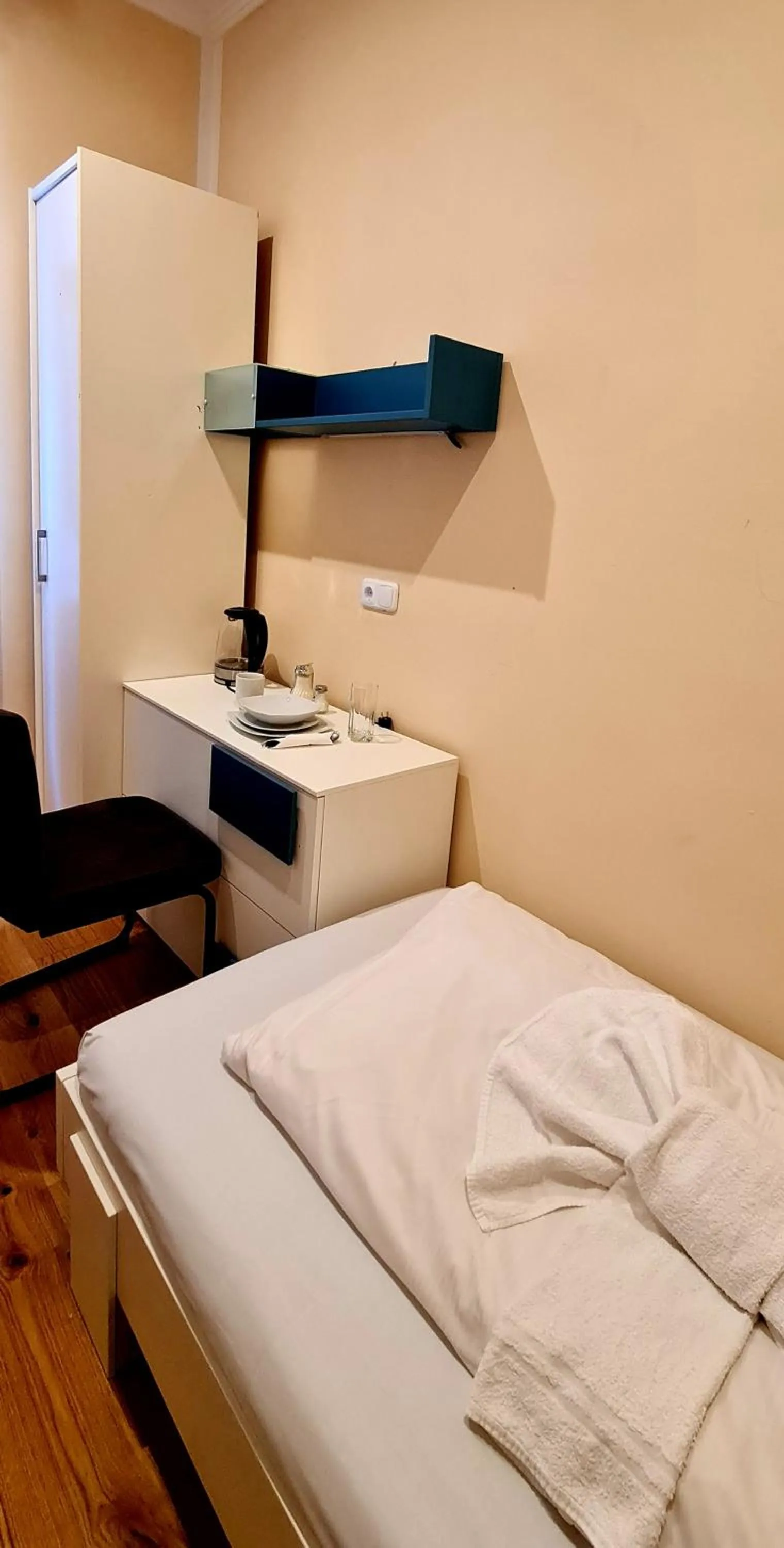 Dining area, Bed in Aparthotel LAAERBERG