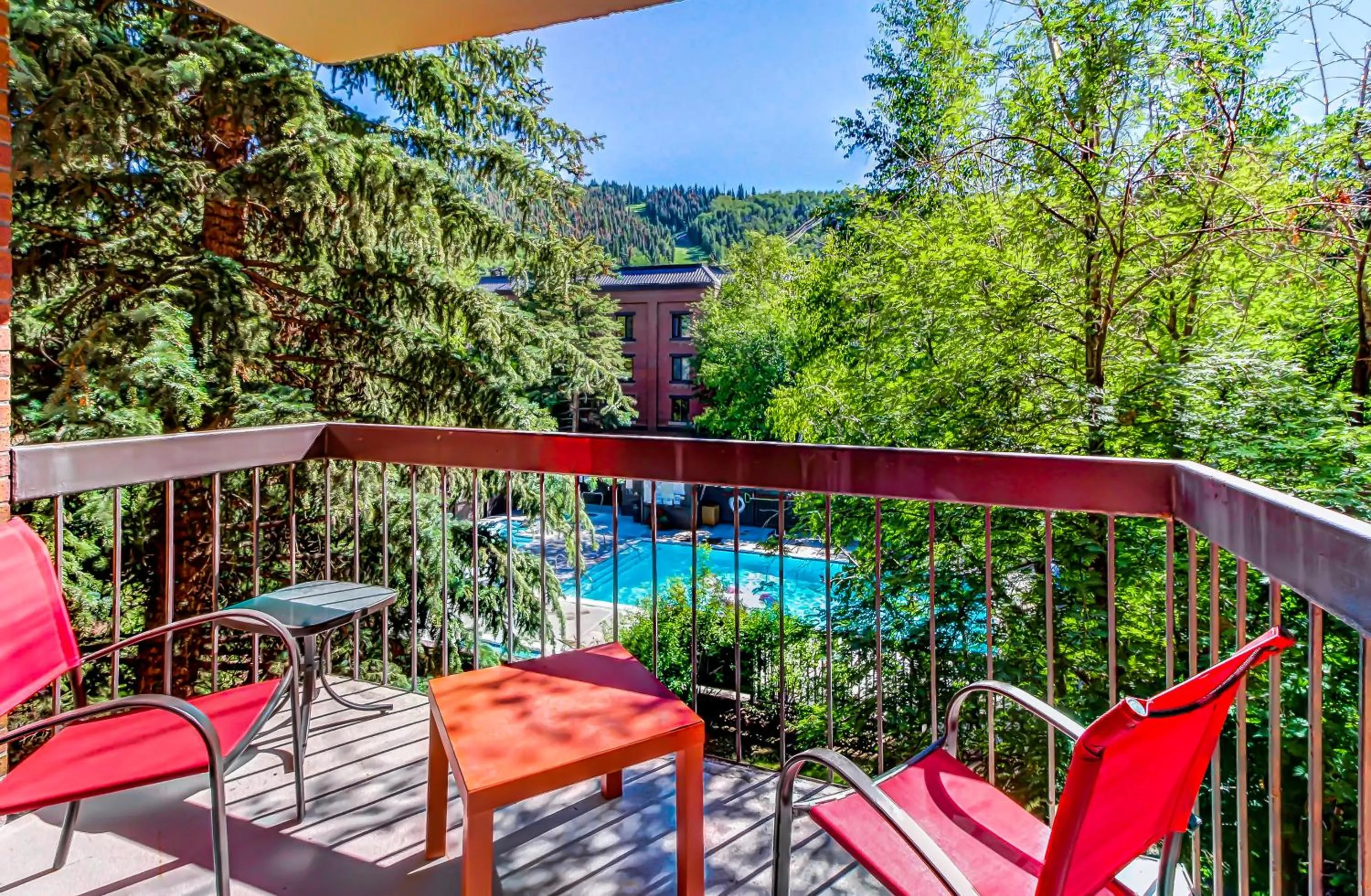 Park Station Luxury Retreat