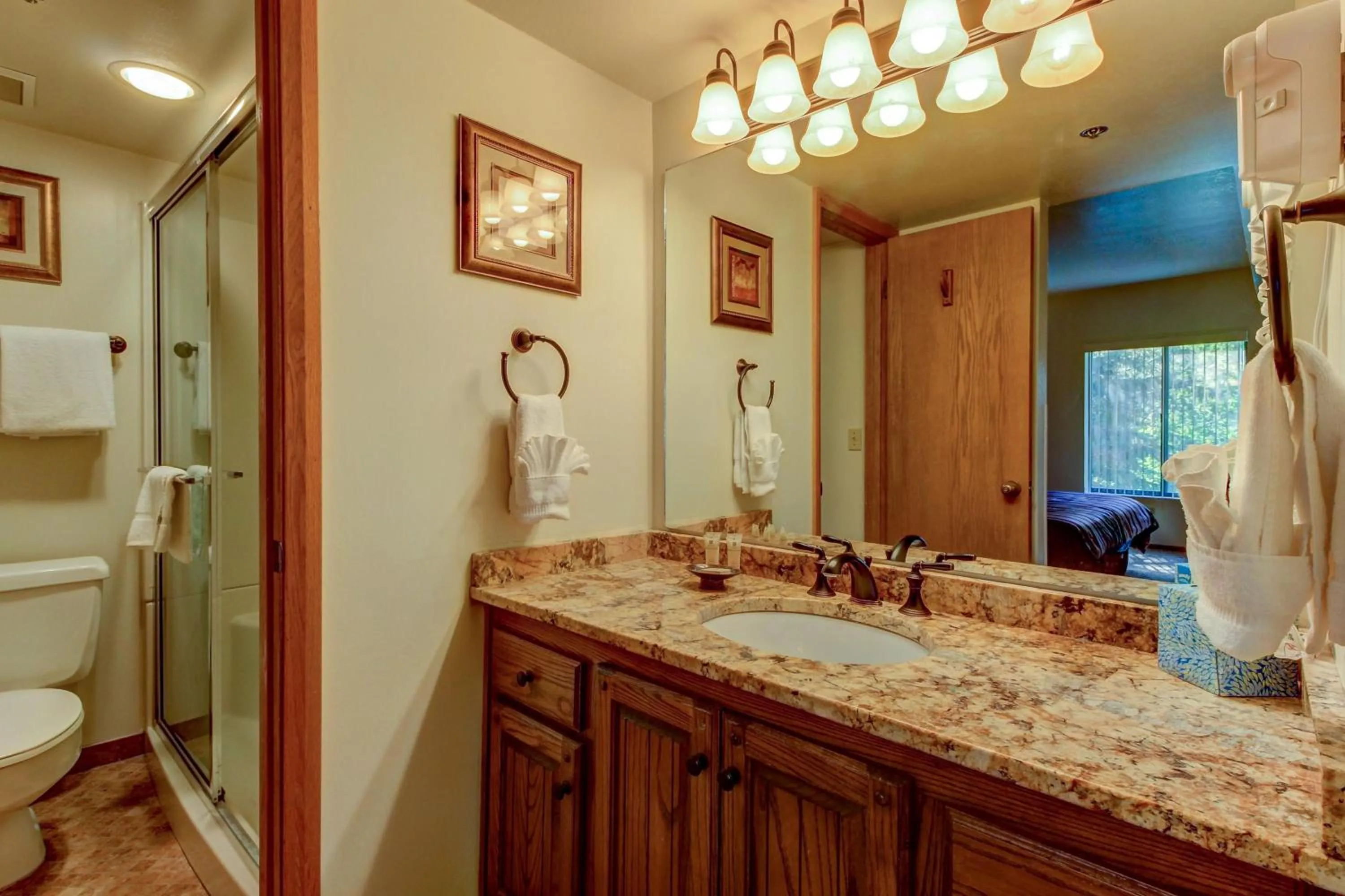 Bathroom in Park Station Luxury Retreat