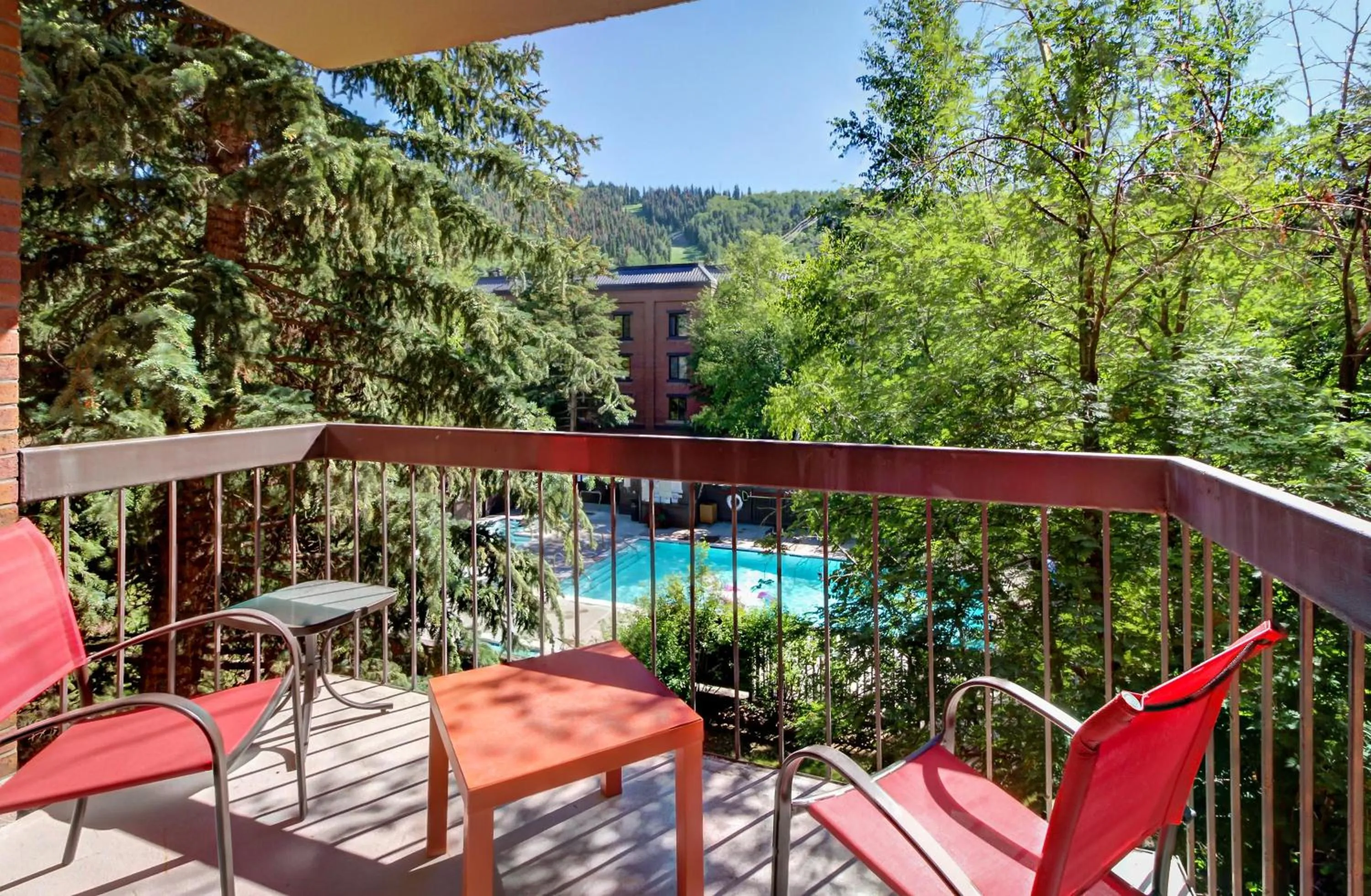 Patio in Park Station Luxury Retreat