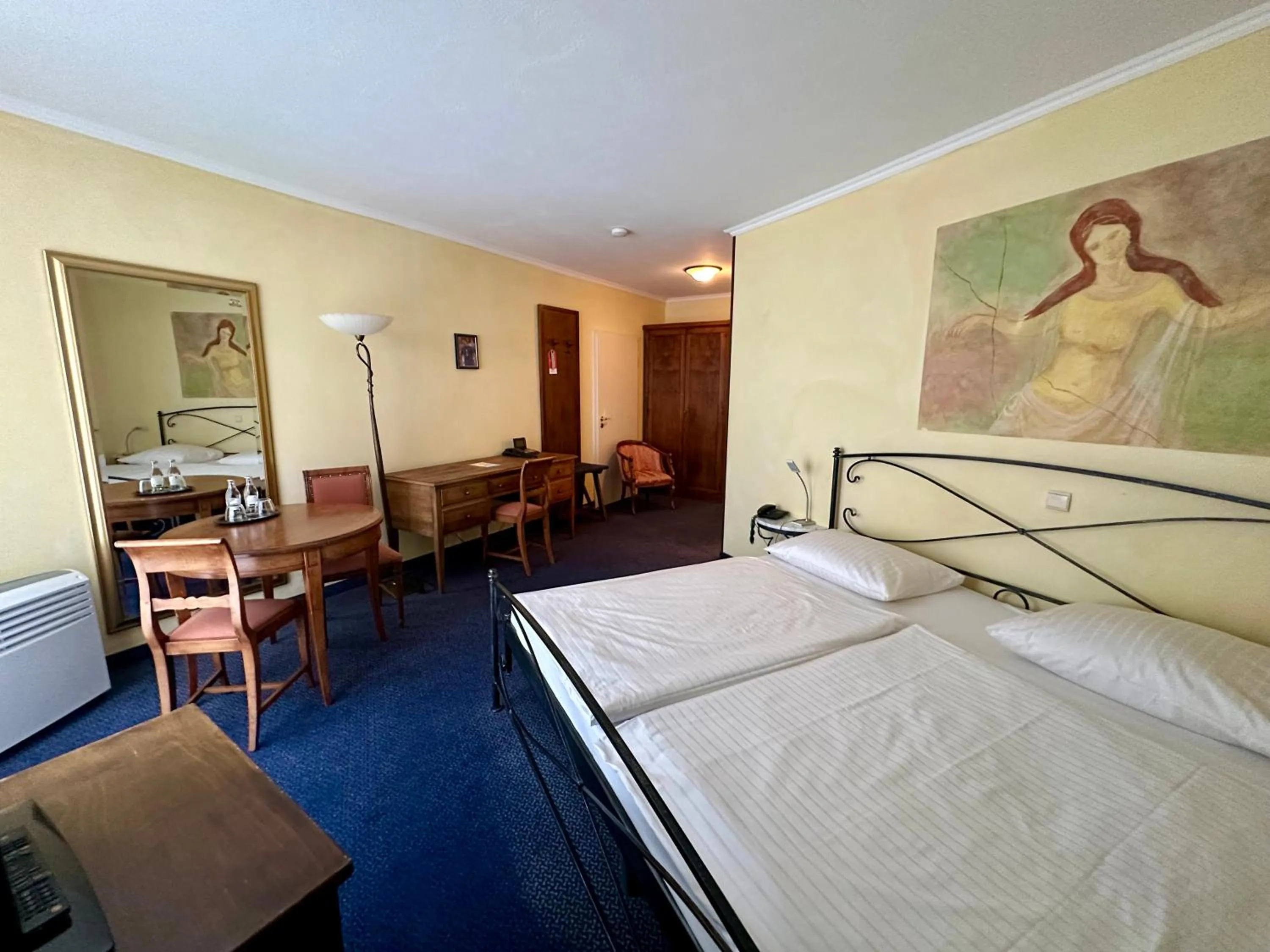 Photo of the whole room, Bed in Hotel Landhaus Milser