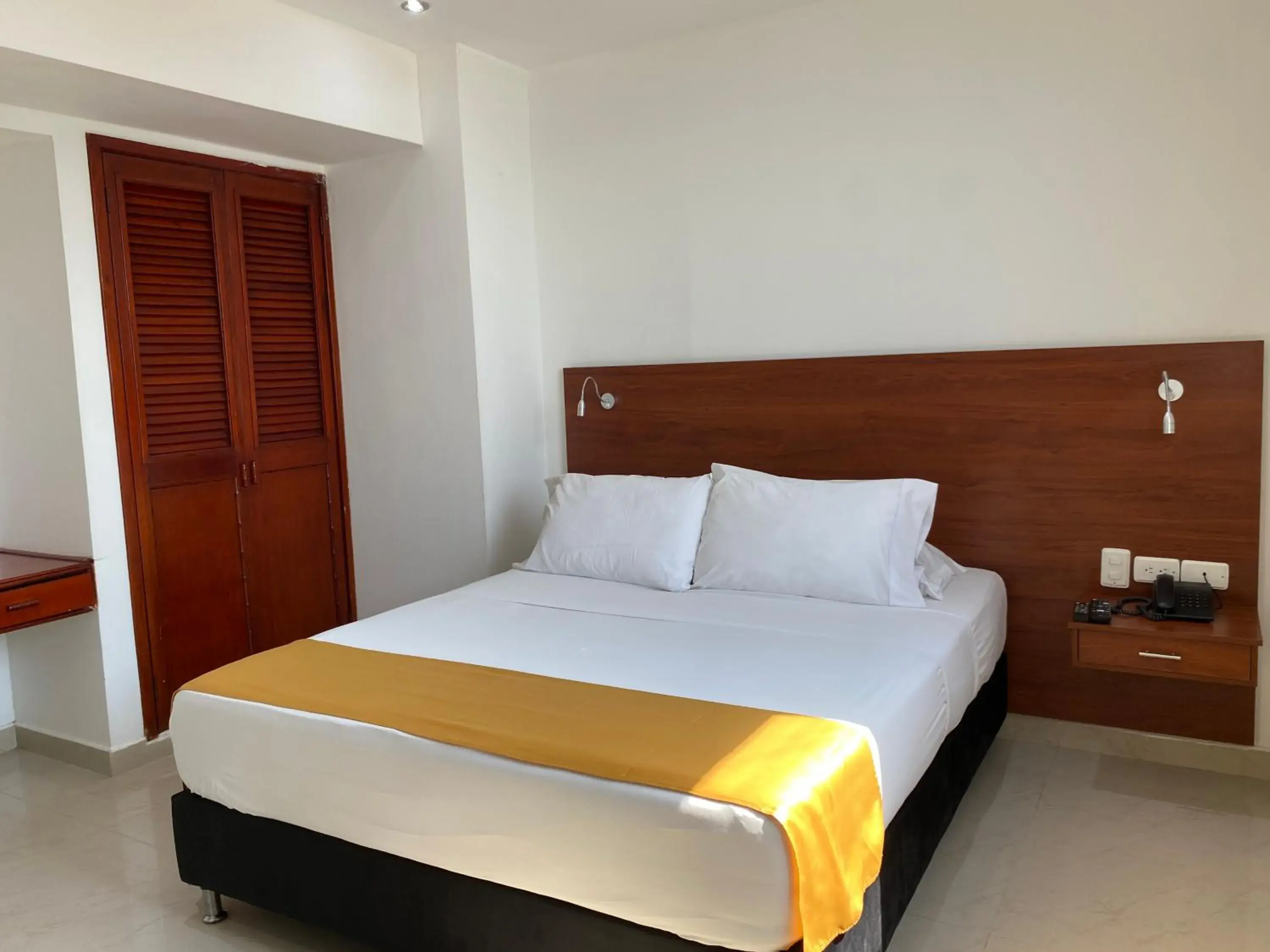 Standard Double Room in Hotel Dorado Plaza Bocagrande - All Inclusive Standard Double Room in Hotel Dorado Plaza Bocagrande - All Inclusive