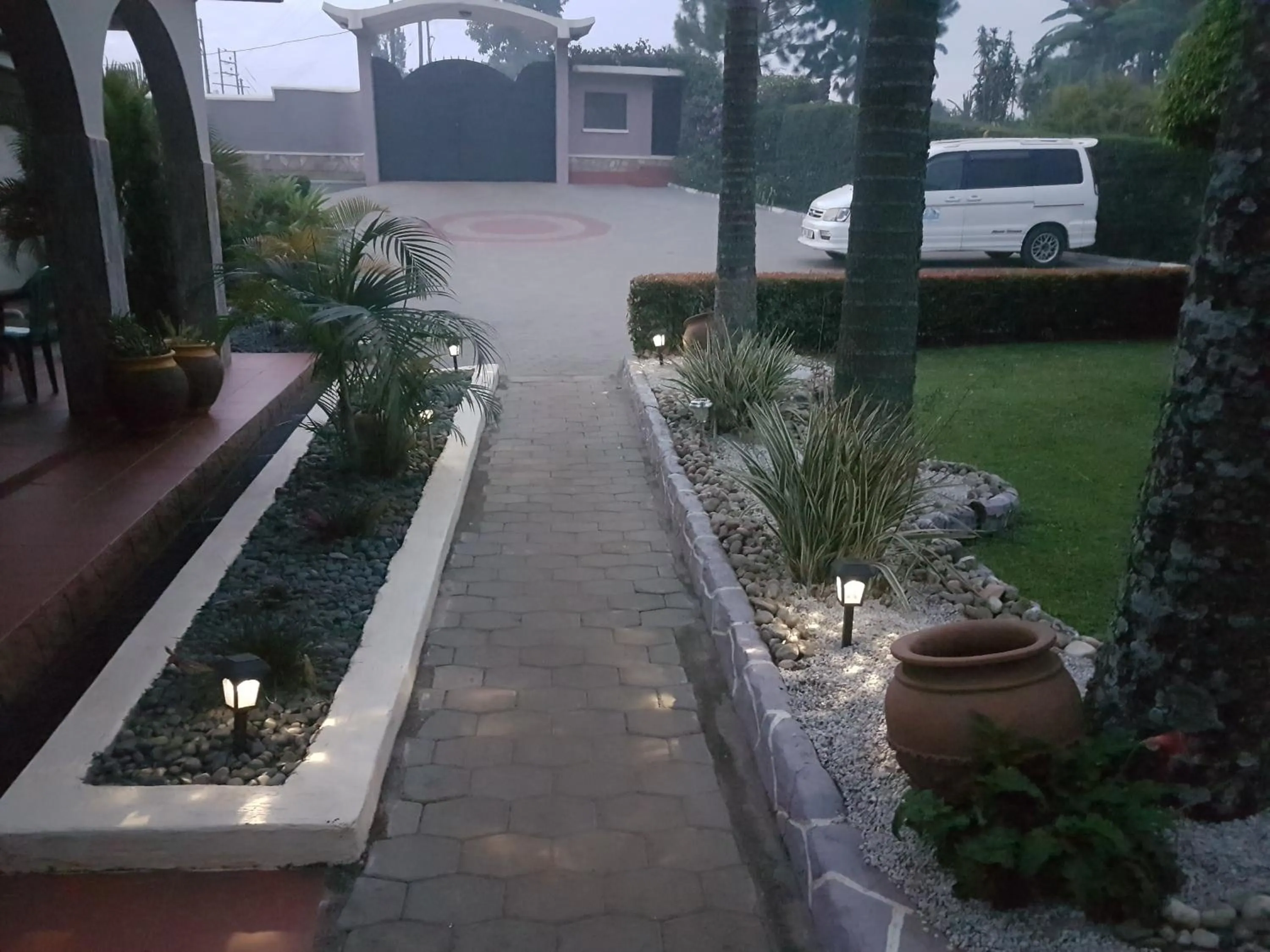 Sheevy"s Bed N Breakfast