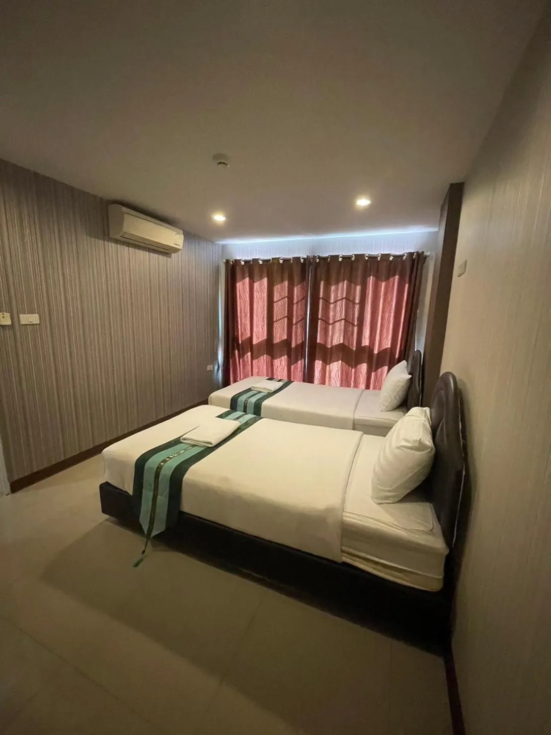 Bedroom, Bed in H2DO Hotel