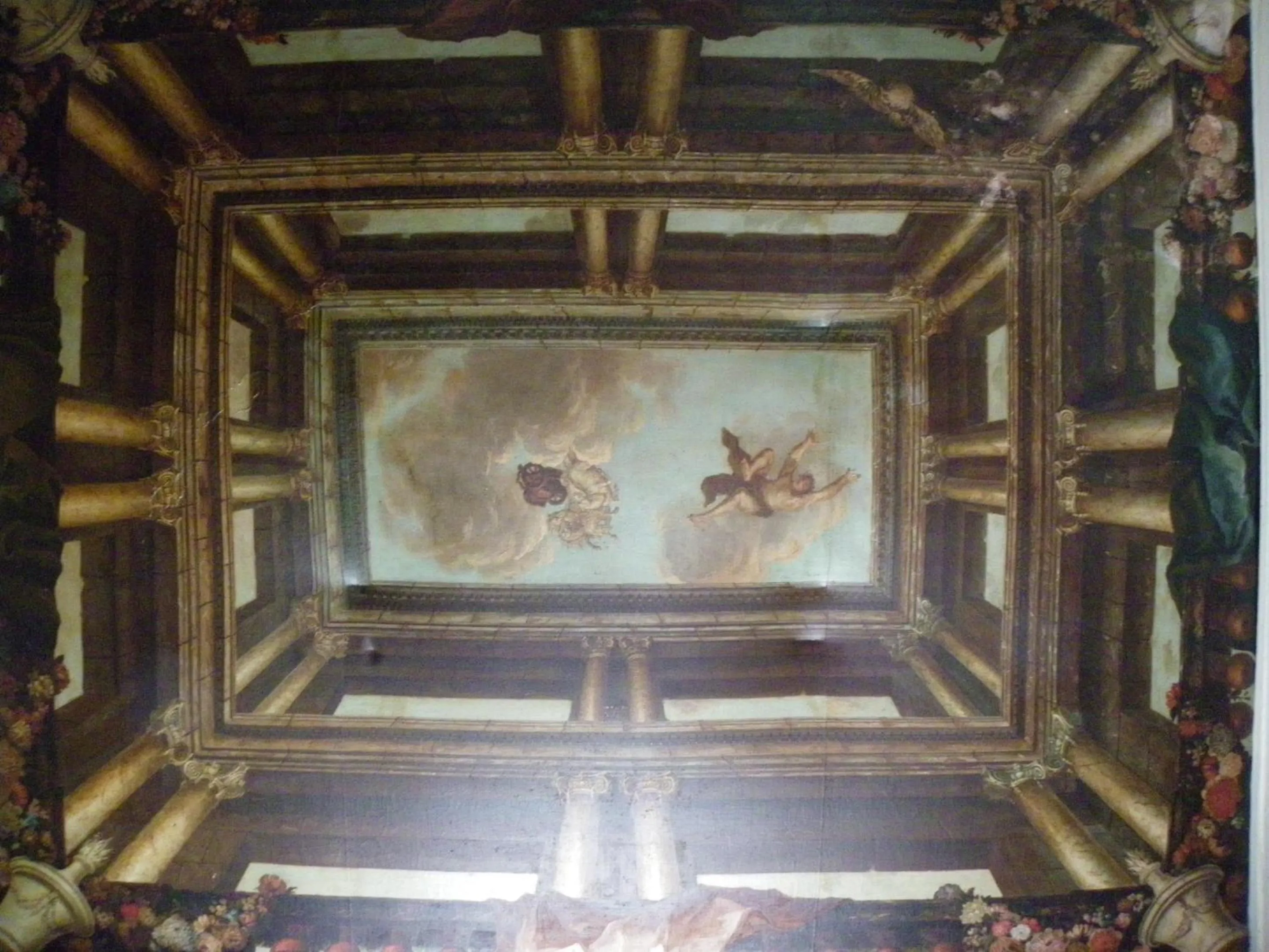Dining area in Château de Colliers
